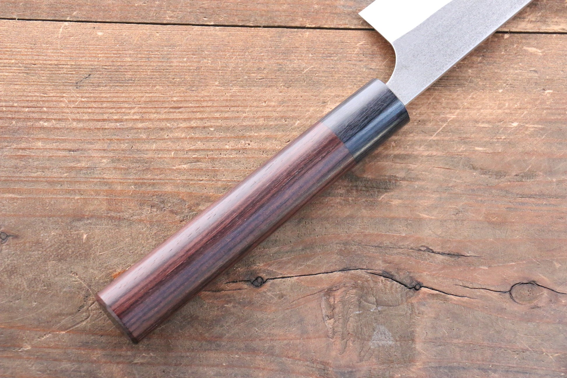 尾形 峻吾 SG2 黒打 黒仕上げ 筋引包丁  240mm 紫檀柄 - 清助刃物