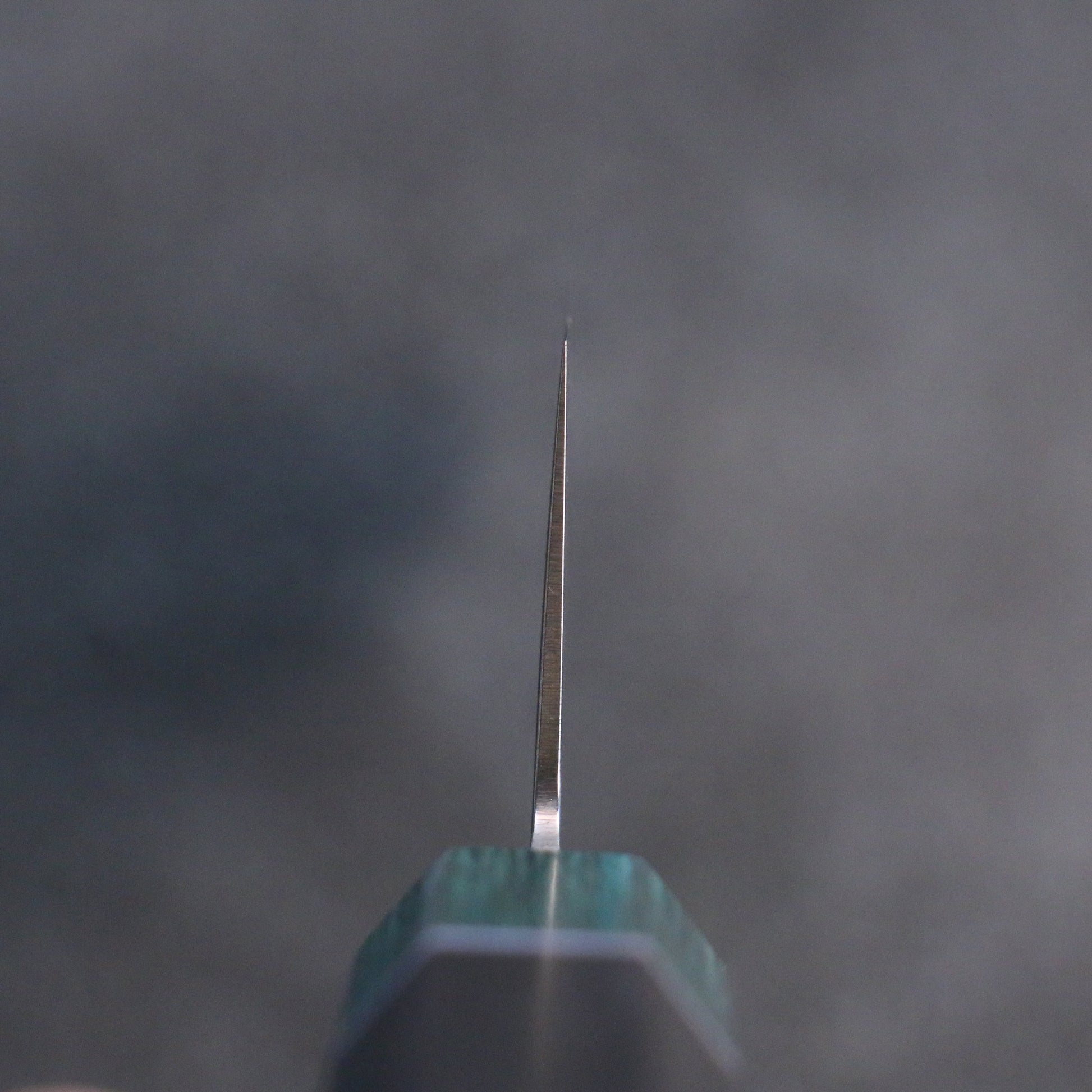 清助 AUS10 ミラークロス 三徳包丁 180mm 黒合板(口輪:緑合板)柄 - 清助刃物