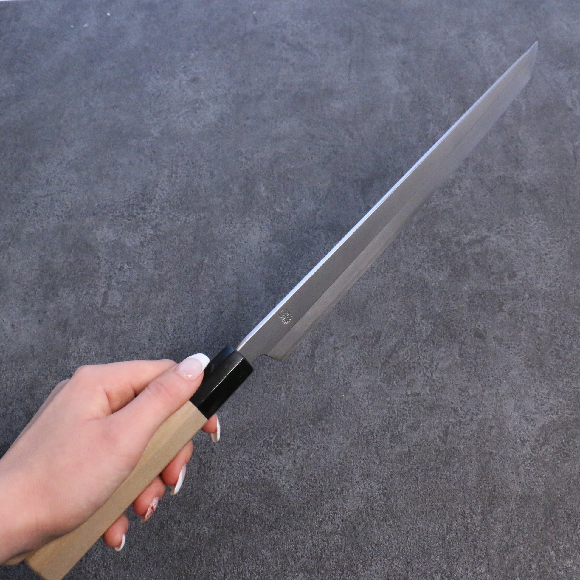 菊月 銀三鋼 暈し 先丸蛸引包丁 270mm 朴柄 - 清助刃物