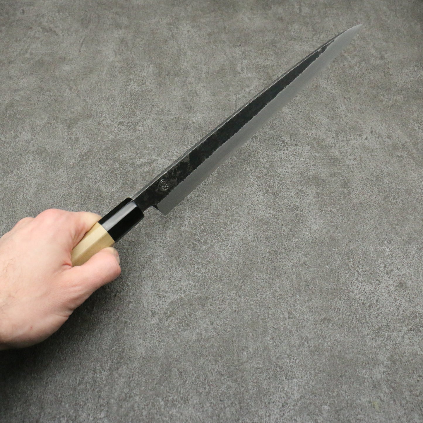 菊月 白ニ鋼 黒打 柳刃包丁 和包丁 300mm 朴柄 - 清助刃物