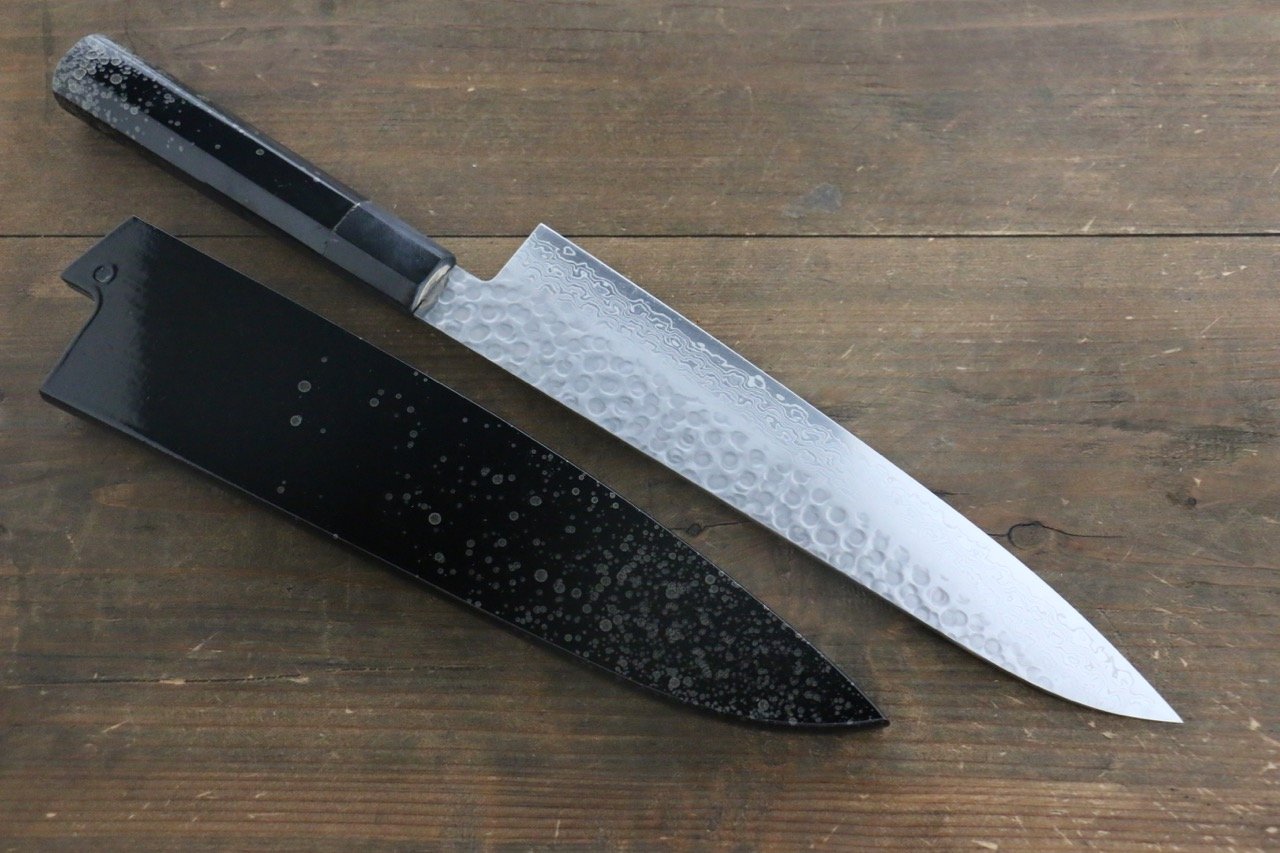 堺 孝行 45層 ダマスカス 鎚目 牛刀包丁 240mm 銀漆塗り柄 鞘付き - 清助刃物