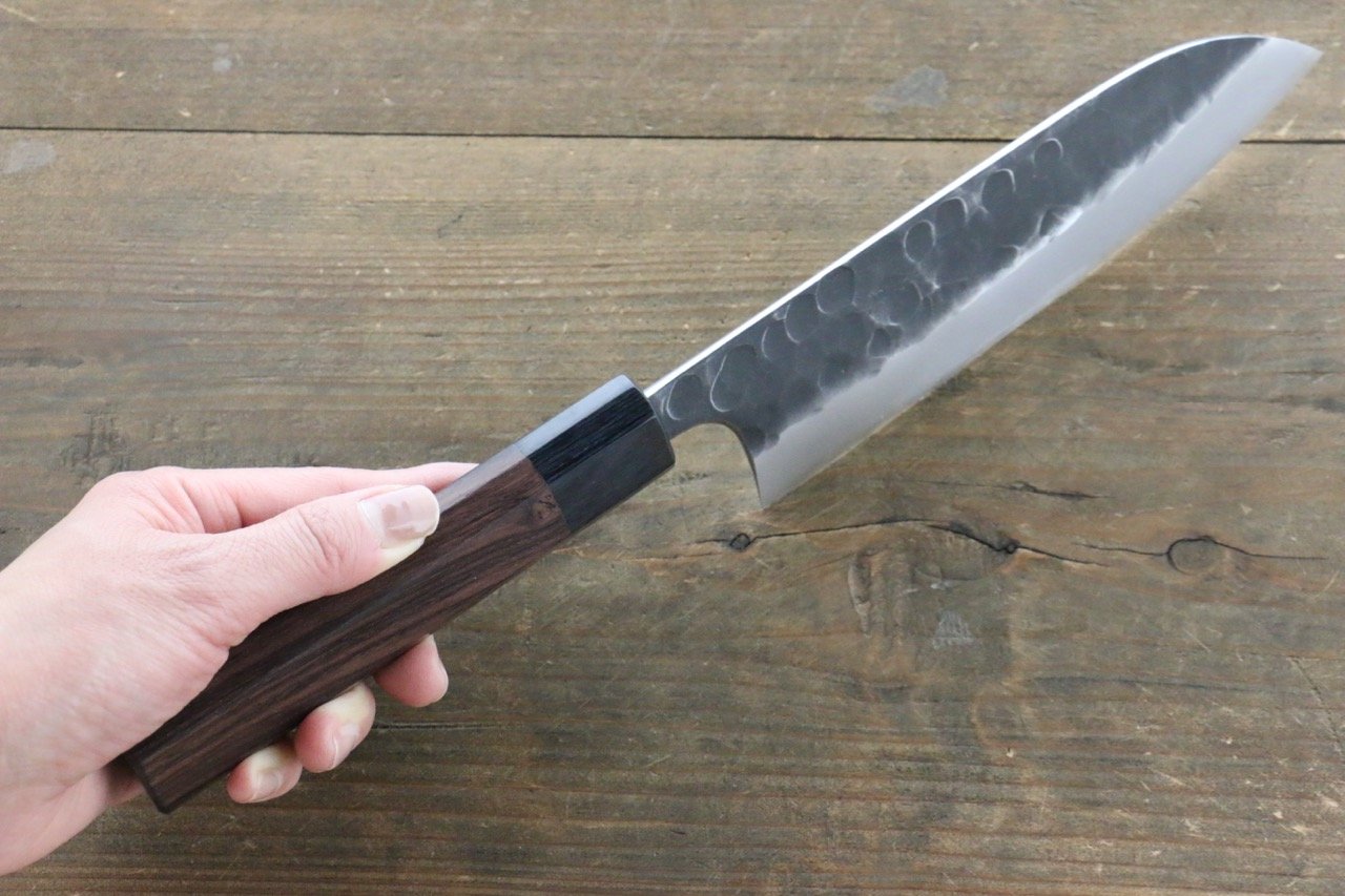 清助 青ニ鋼 鎚目 黒打 三徳包丁 180mm 紫檀柄 - 清助刃物