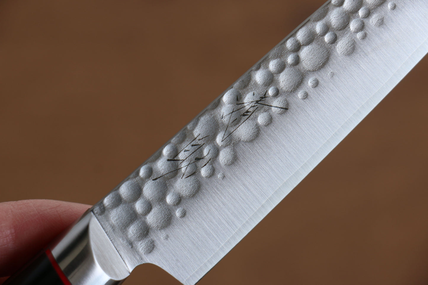 清助 PRO-J V金10号 鎚目 ペティーナイフ 120mm 黒マイカルタ柄 - 清助刃物