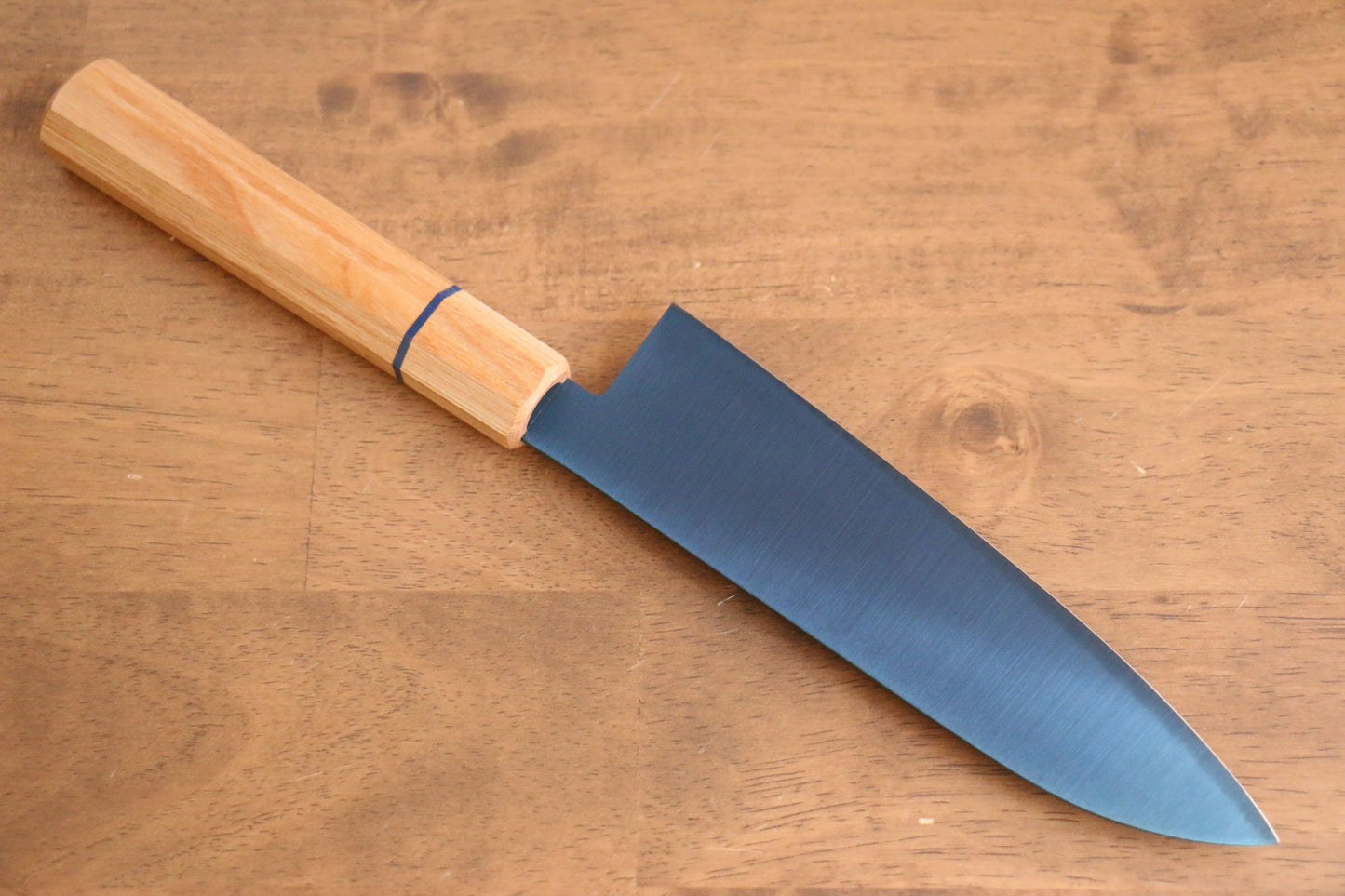 清助 SK-85鋼 イオンプレーティング 三徳包丁 180mm ホワイトウッド柄 - 清助刃物