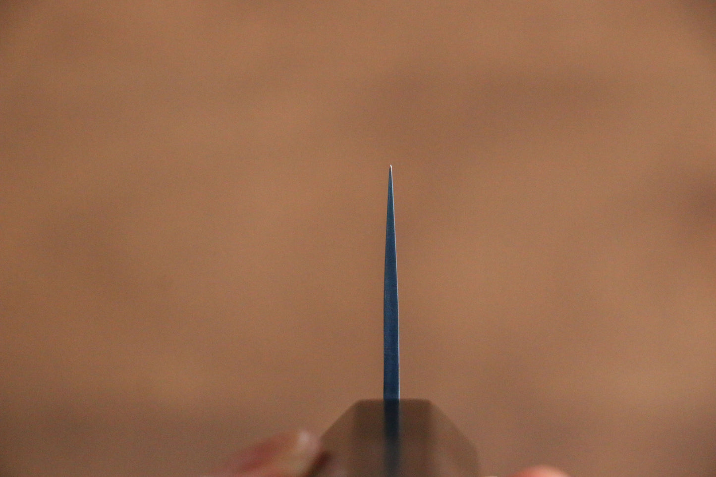 清助 SK-85鋼 イオンプレーティング 鎚目 三徳包丁 180mm グレー合板柄 - 清助刃物