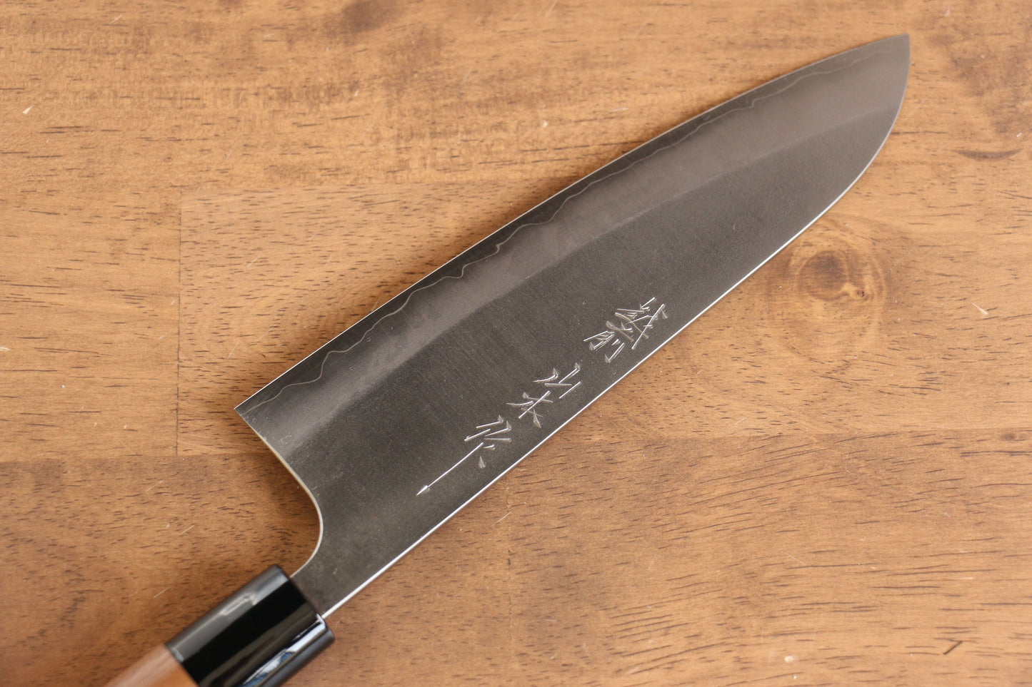山本 直 銀三鋼 梨地 三徳包丁 180mm ウォルナット柄 - 清助刃物