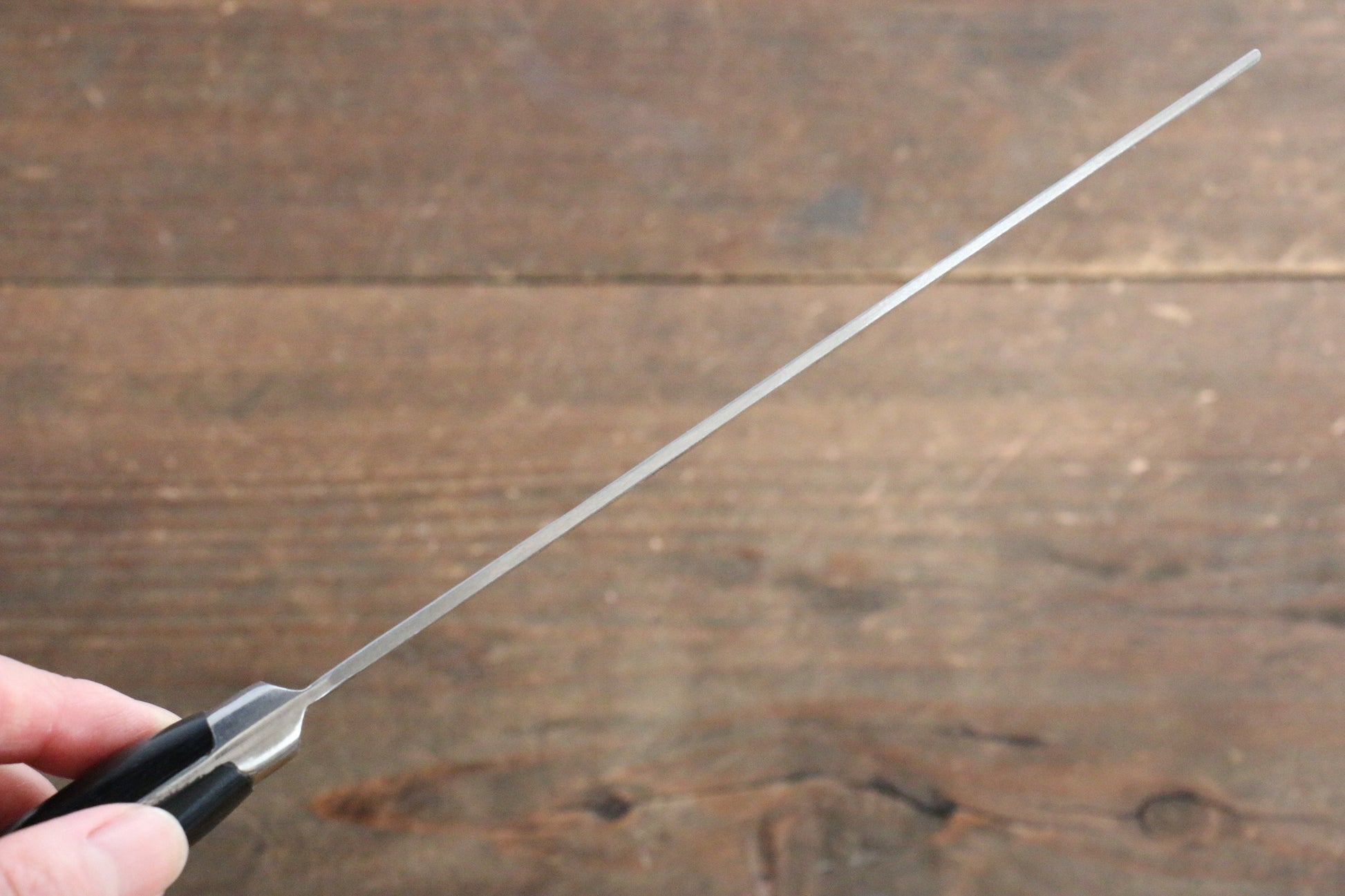 藤原 照康 幻の名刀 白一鋼 梨地鎚目 菜切包丁 150mm 黒合板柄 - 清助刃物