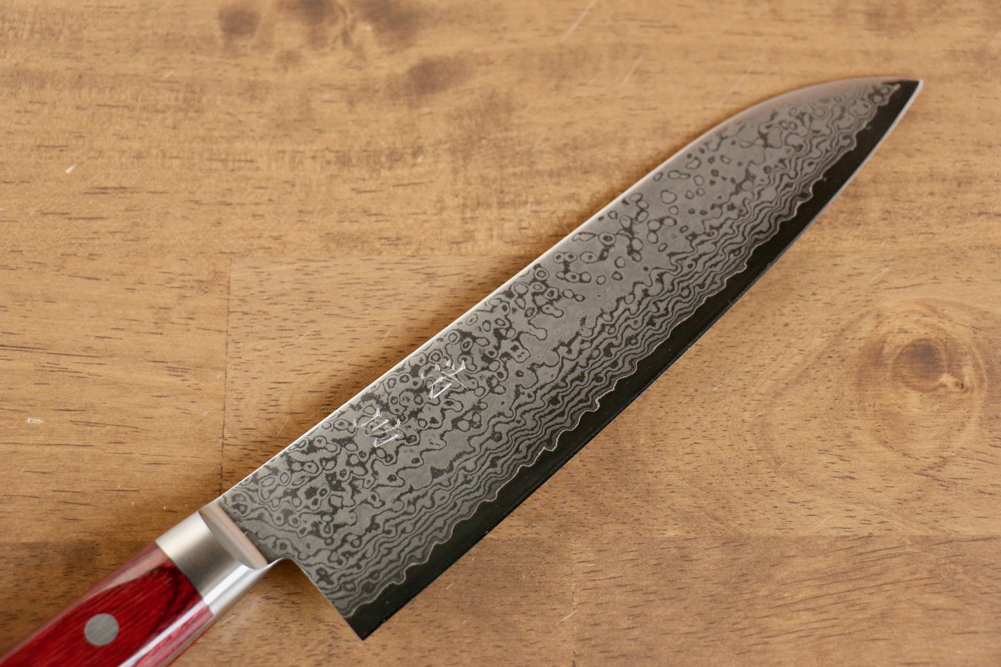 清助 V金10号 33層 鏡面仕上げ ダマスカス 三徳包丁 180mm 赤合板柄 - 清助刃物
