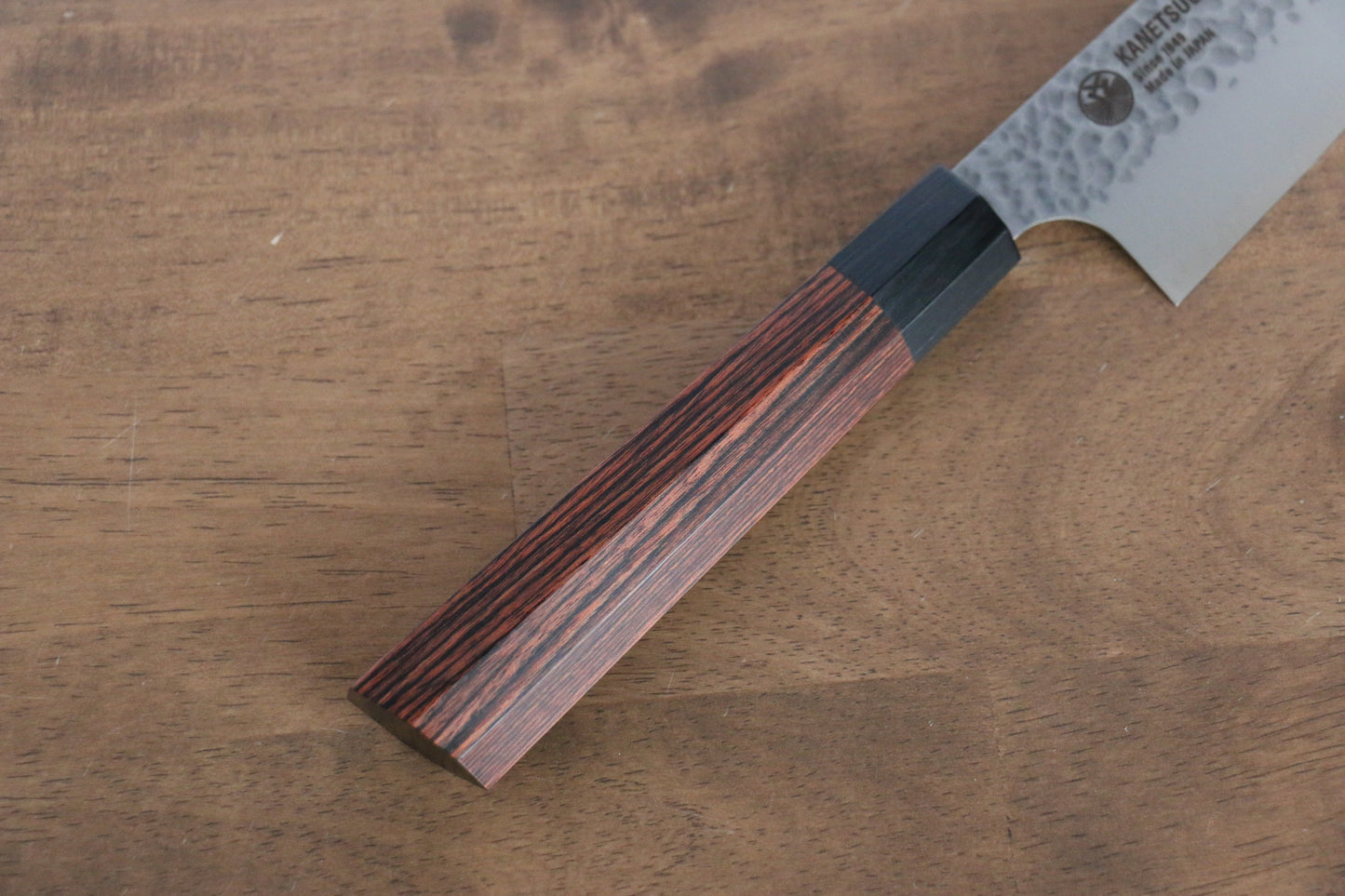関 兼次 ヘプタゴンウッド V金10号 鎚目 三徳包丁 170mm 合板 (七角形)柄 - 清助刃物