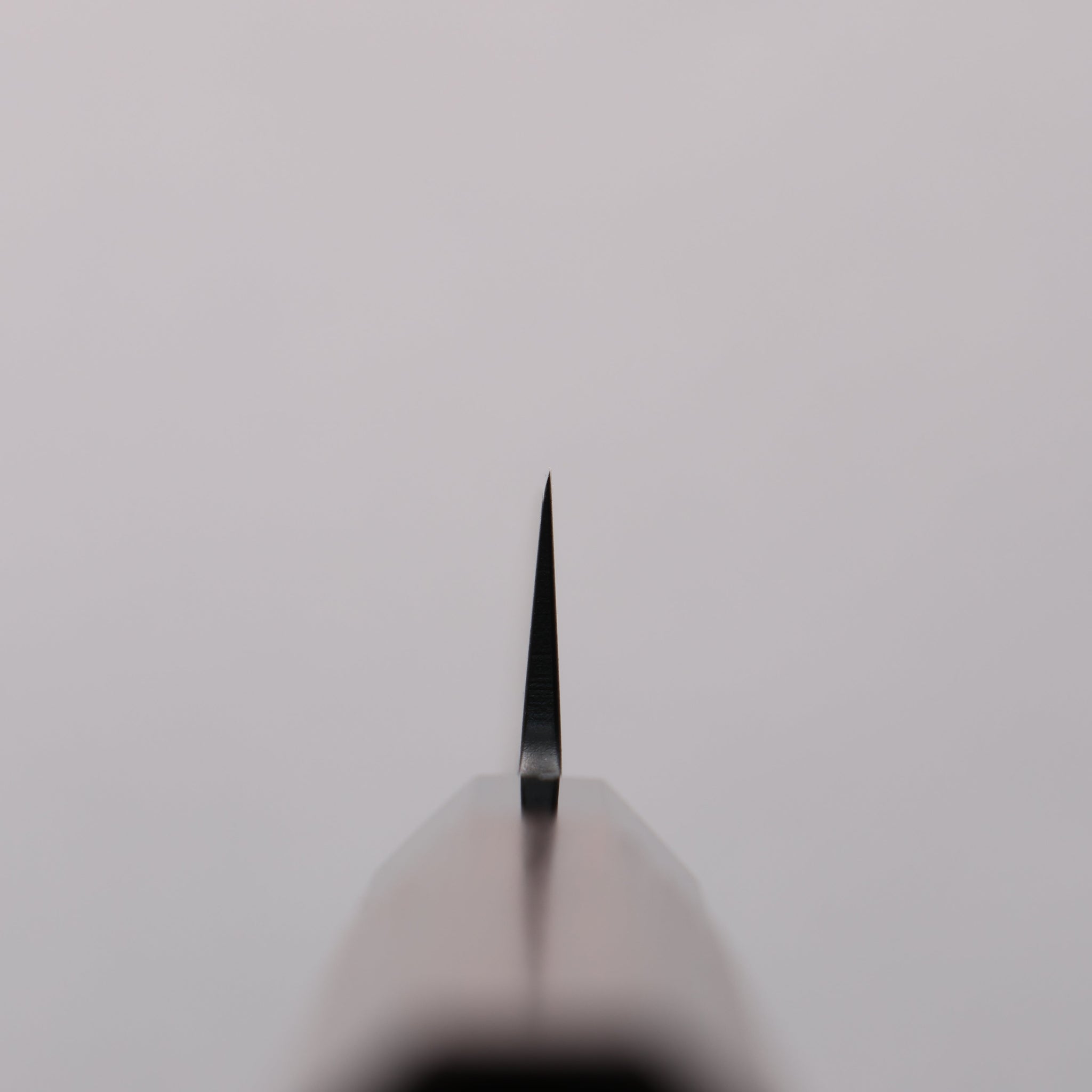 堺 孝行 黒影 V金10号 鎚目 テフロン加工 ペティーナイフ 150mm ウエンジ柄 - 清助刃物