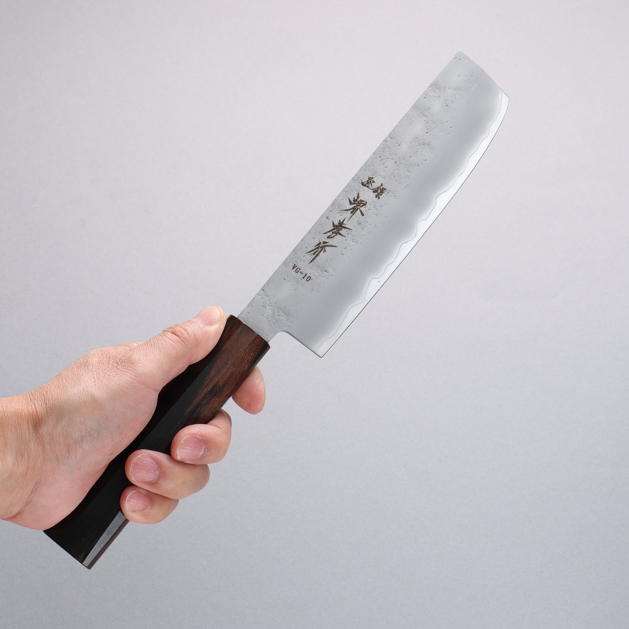 堺 孝行 V金10号 梨地 菜切包丁 160mm 黒檀柄 - 清助刃物