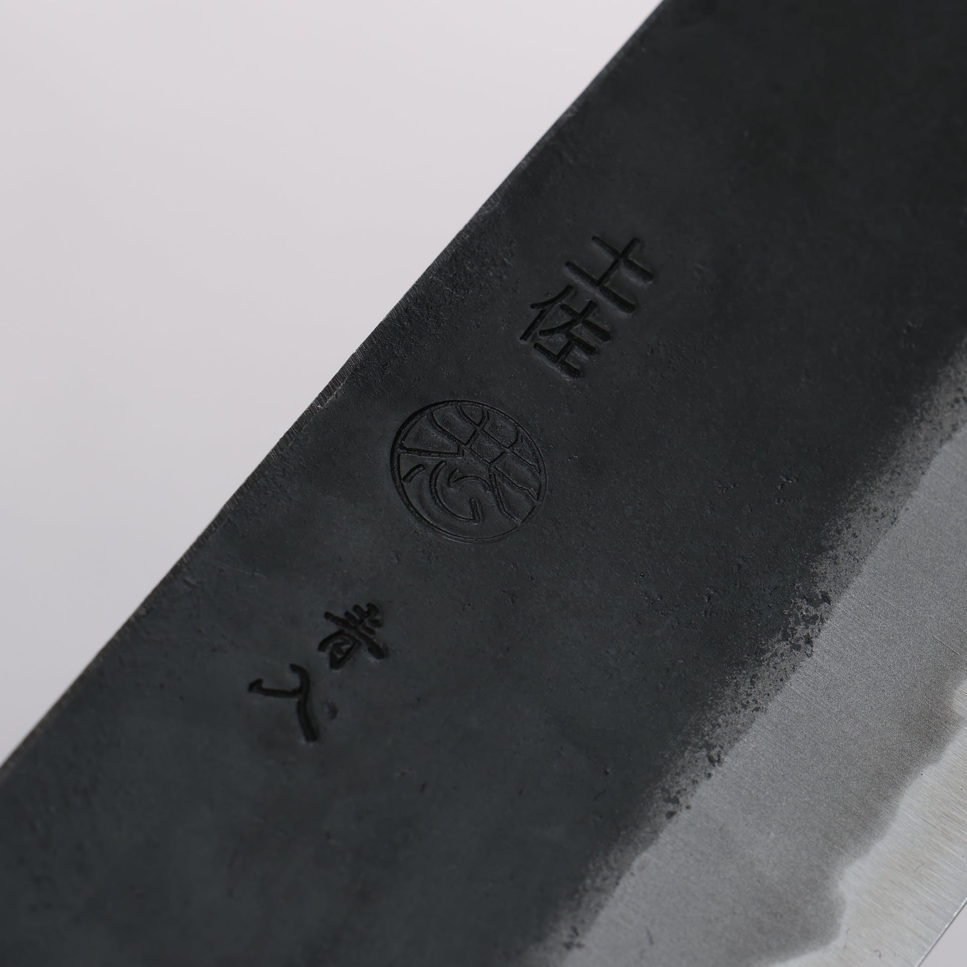 進藤恭平 青紙 黒仕上げ 菜切包丁 170mm 樫漆塗り柄 - 清助刃物