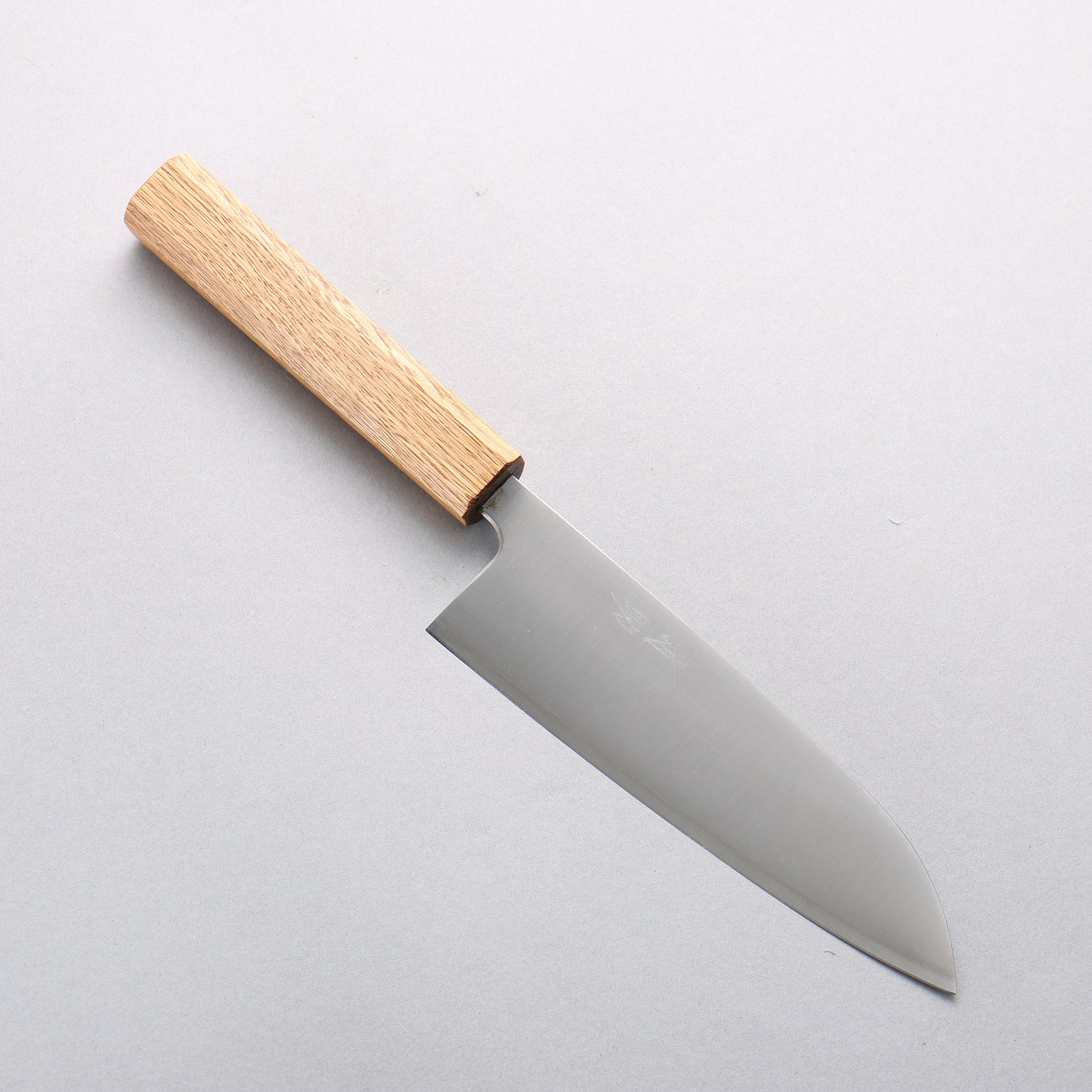 清助 銀三鋼 磨き仕上げ 三徳包丁 165mm 樫柄 - 清助刃物