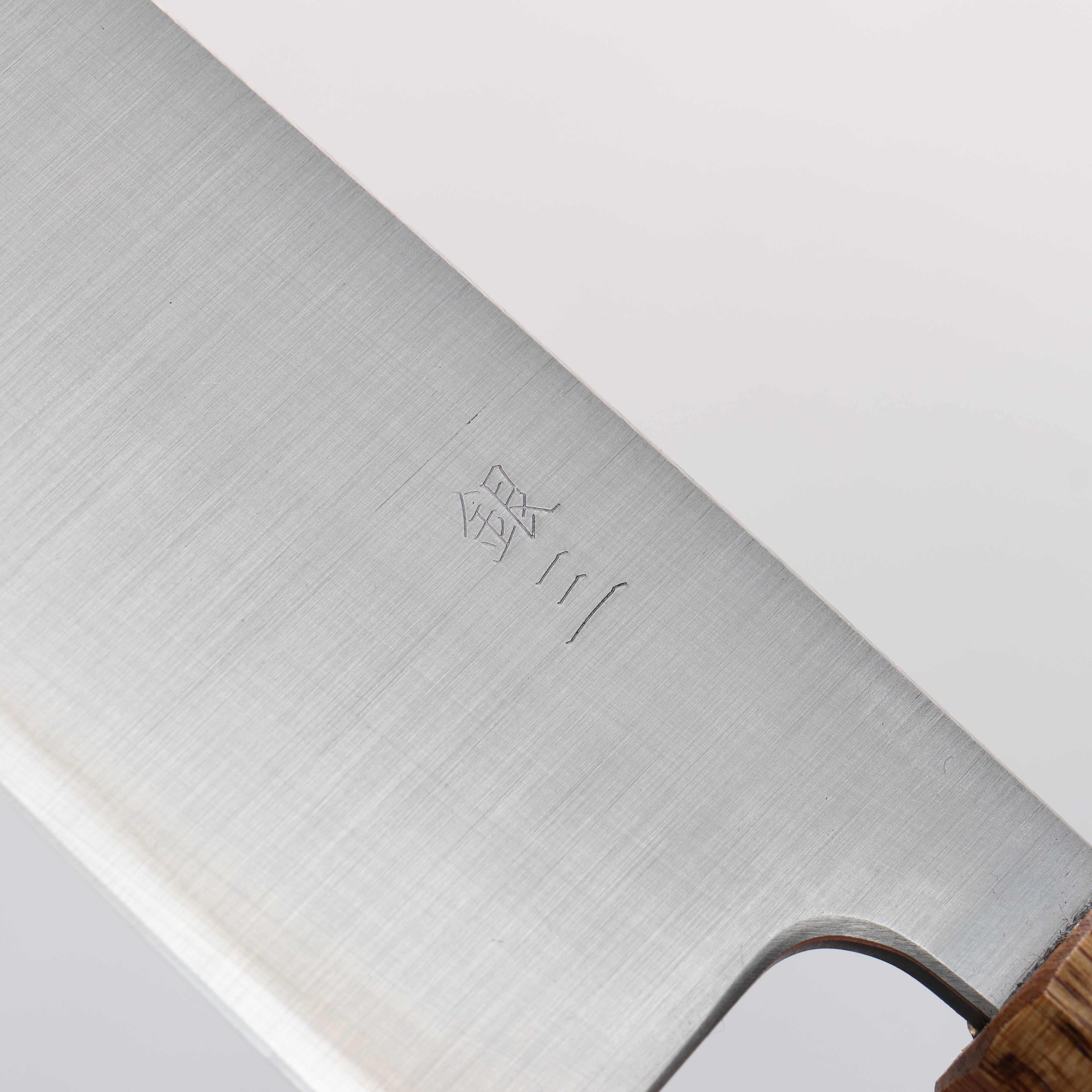 清助 銀三鋼 磨き仕上げ 三徳包丁 165mm 樫柄 - 清助刃物