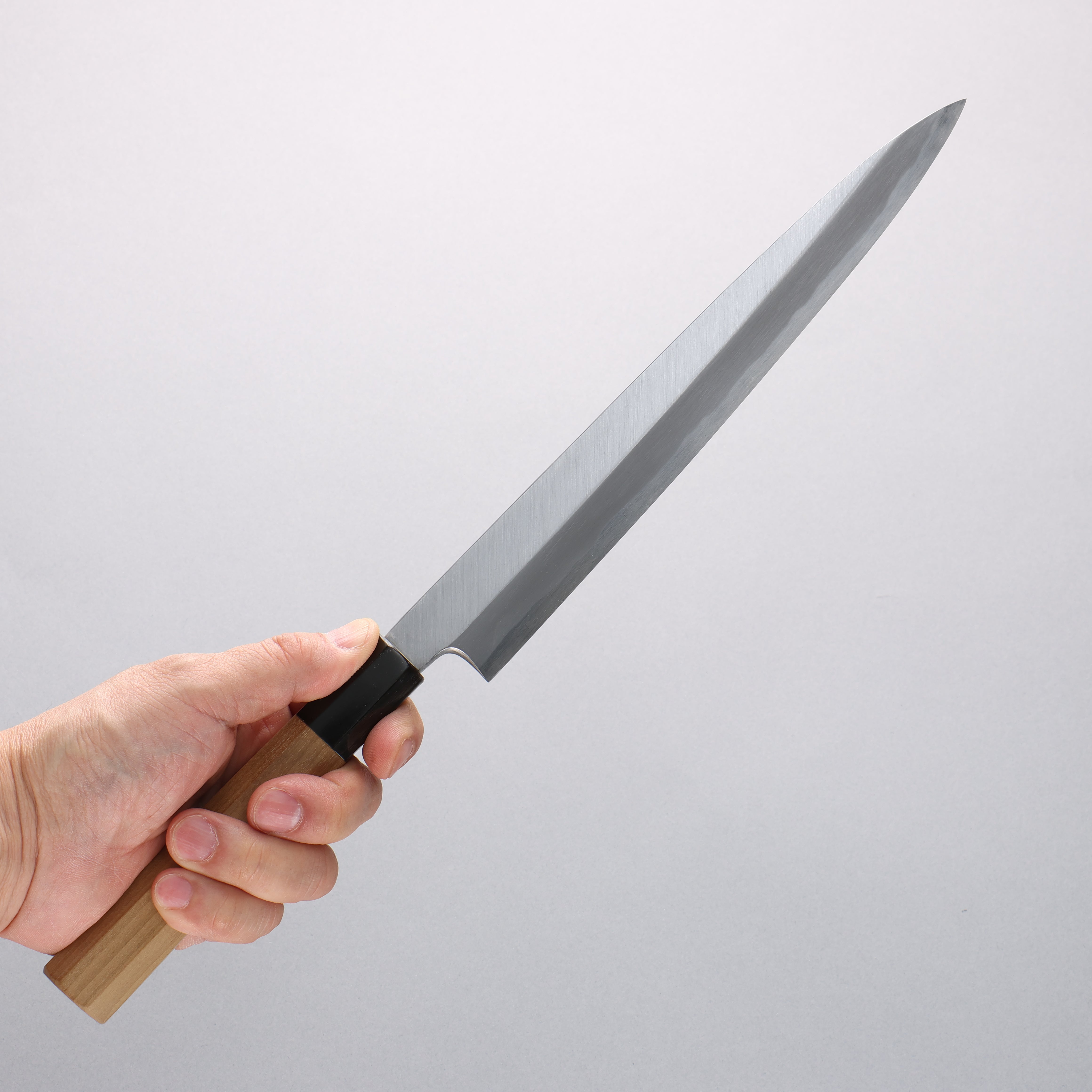 源 昭忠 青ニ鋼 柳刃包丁 240mm 朴 (口輪：水牛)柄 - 清助刃物