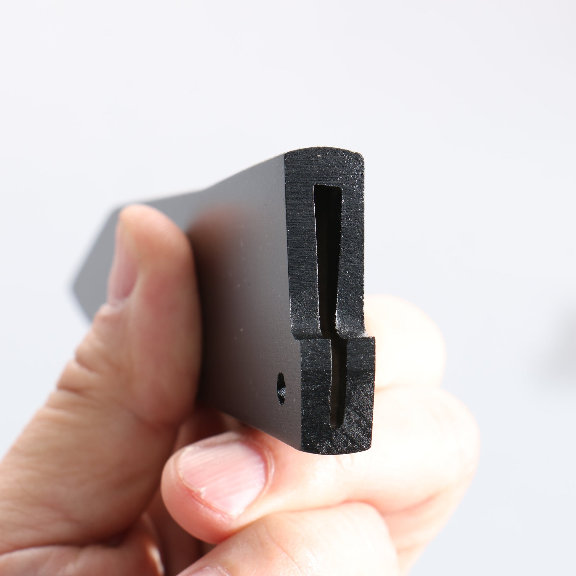 黒崎優包丁用 黒 朴 鞘 130mm 切付ペティナイフ用 プラスチックピン付き - 清助刃物