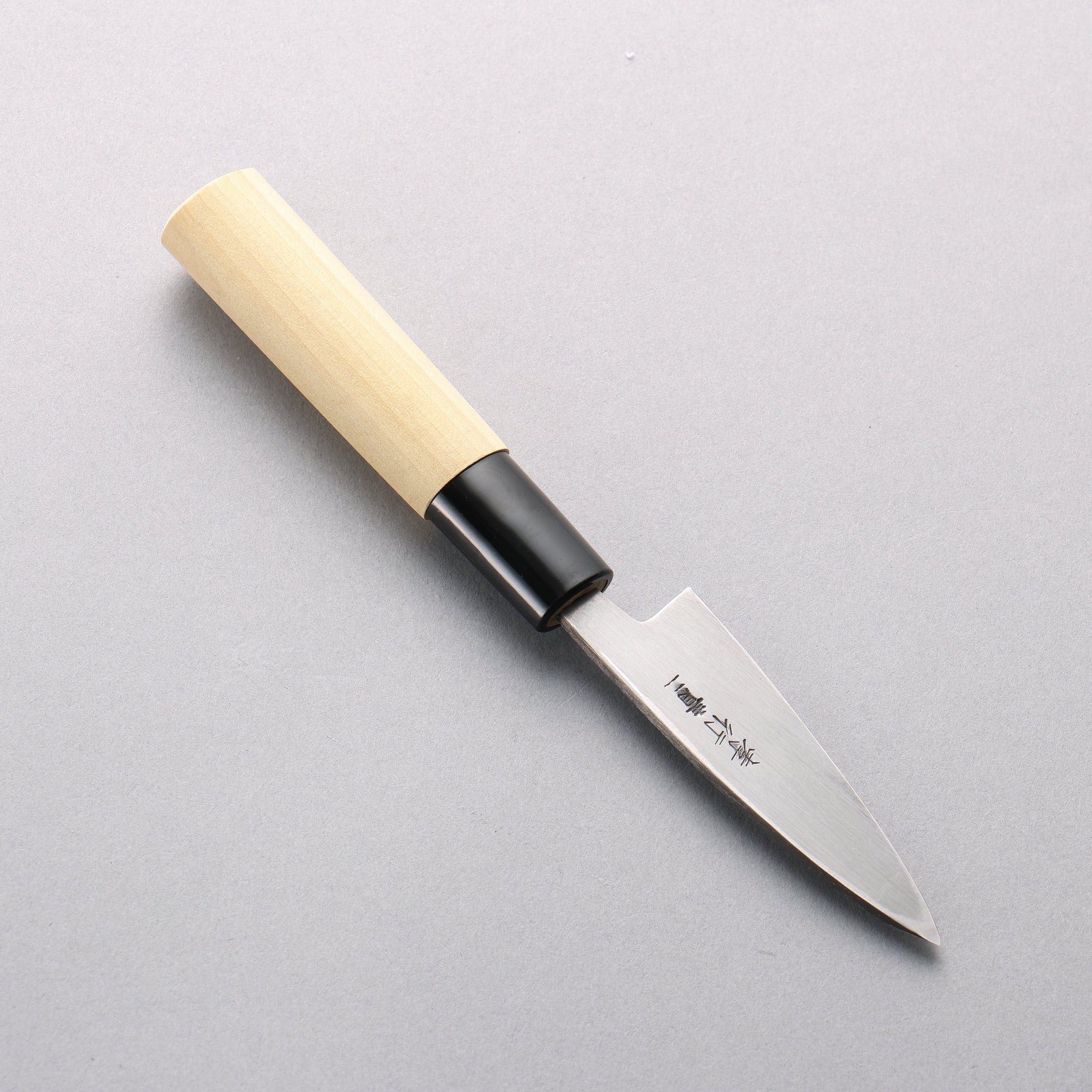 堺 孝行 青ニ鋼 黒仕上げ 縦筋 鯵切り包丁 75mm 朴 (口輪：黒プラスチック)柄 - 清助刃物