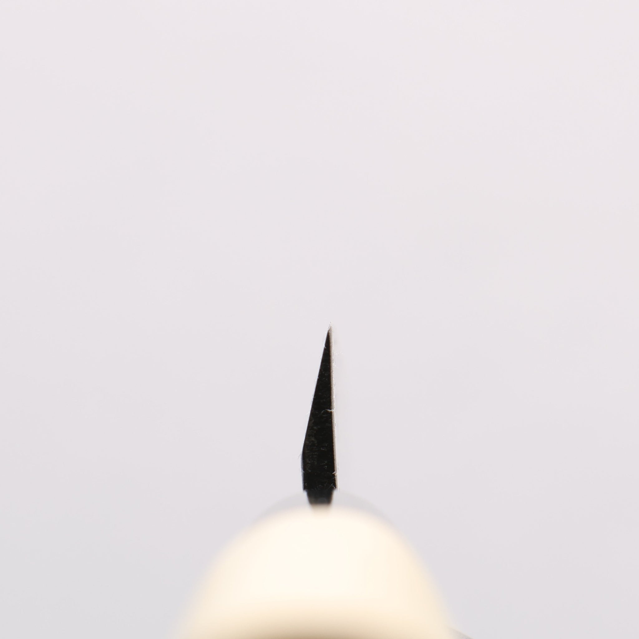 堺 孝行 青ニ鋼 黒仕上げ 縦筋 鯵切り包丁 75mm 朴 (口輪：黒プラスチック)柄 - 清助刃物