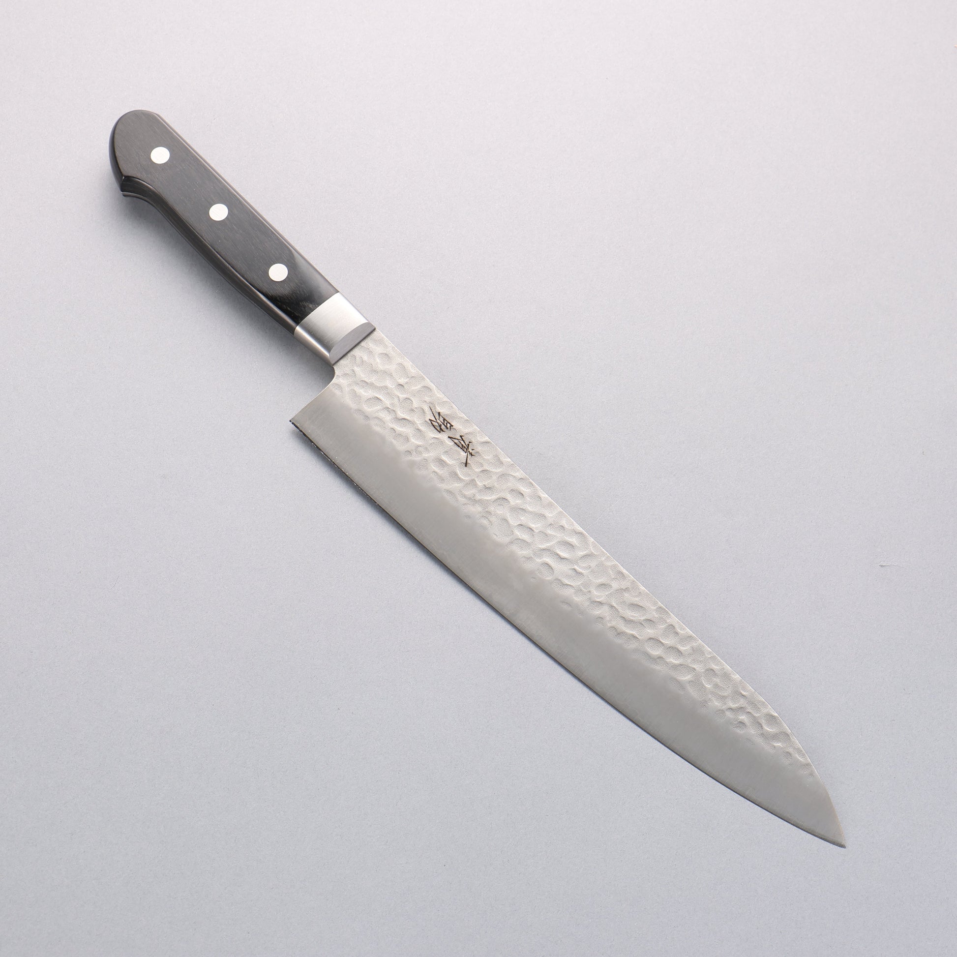 清助 AUS8 鎚目 牛刀包丁 240mm 黒合板柄 - 清助刃物