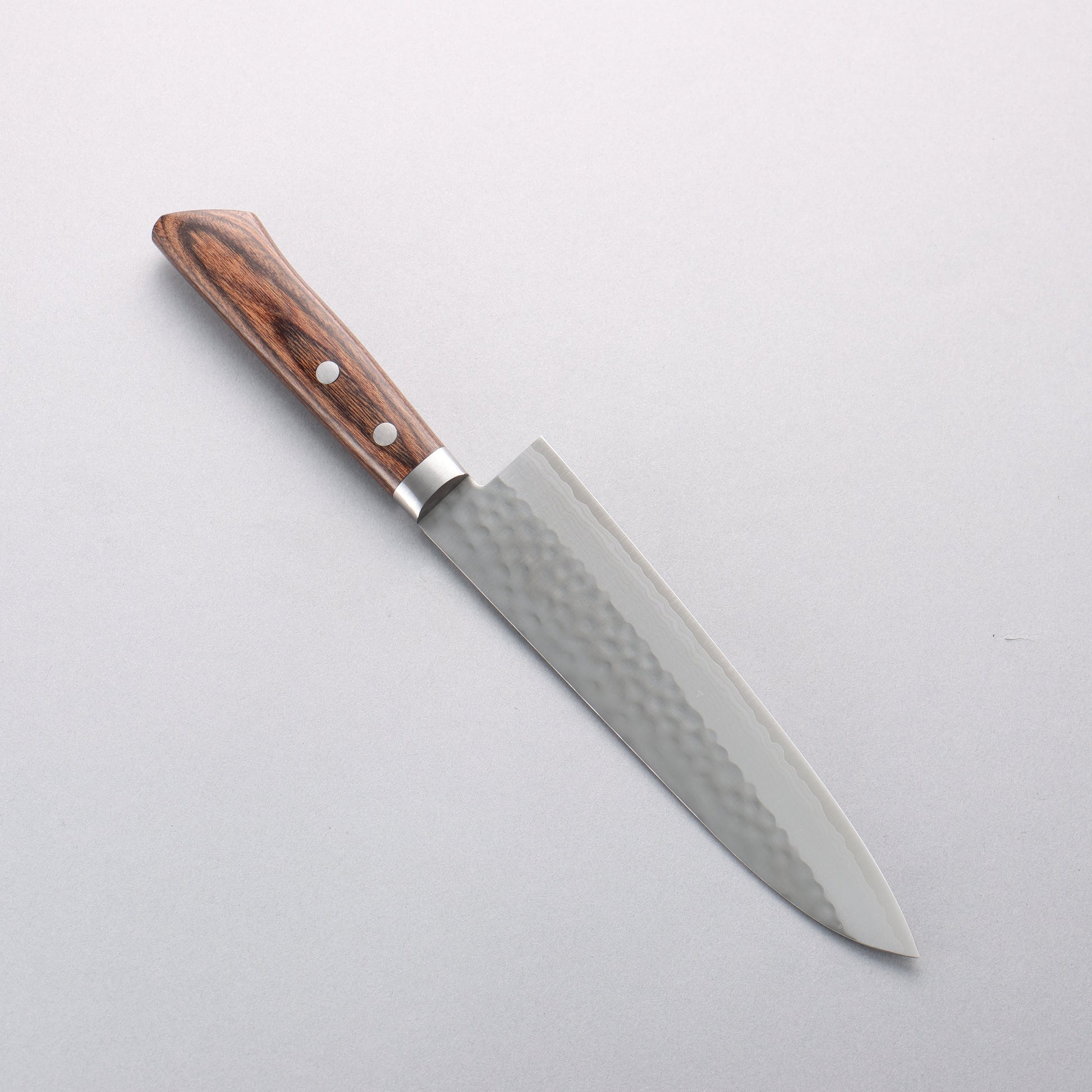 訓平 刻流（こくりゅう） V金10号 鎚目 ダマスカス 牛刀包丁 180mm 合板 (スコッチ色)柄 - 清助刃物