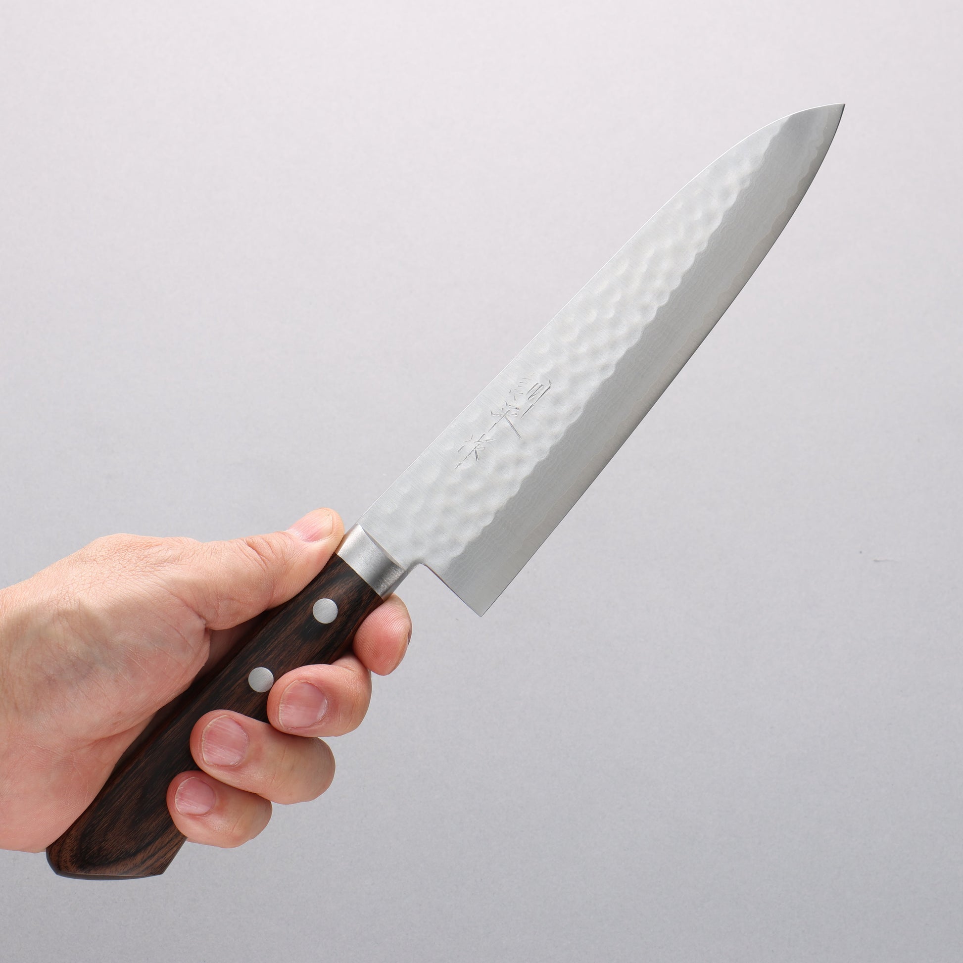 訓平 刻流（こくりゅう） V金10号 鎚目 ダマスカス 牛刀包丁 180mm 合板 (スコッチ色)柄 - 清助刃物