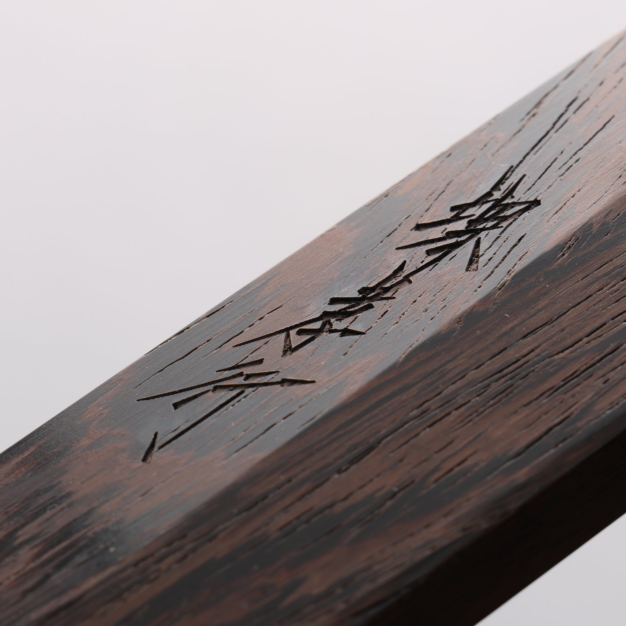 堺 孝行 本焼 V金10号 龍の彫刻入り 柳刃包丁 300mm ウエンジ柄 鞘付き - 清助刃物