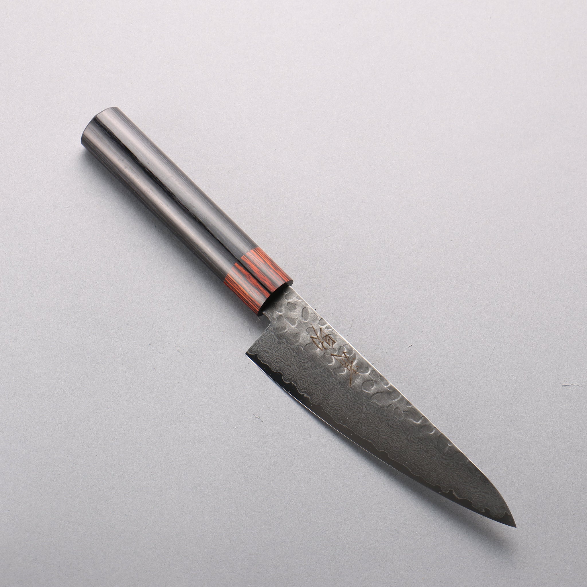 清助 VG10 33層 鎚目 ダマスカス 小三徳包丁 135mm 黒合板柄 - 清助刃物