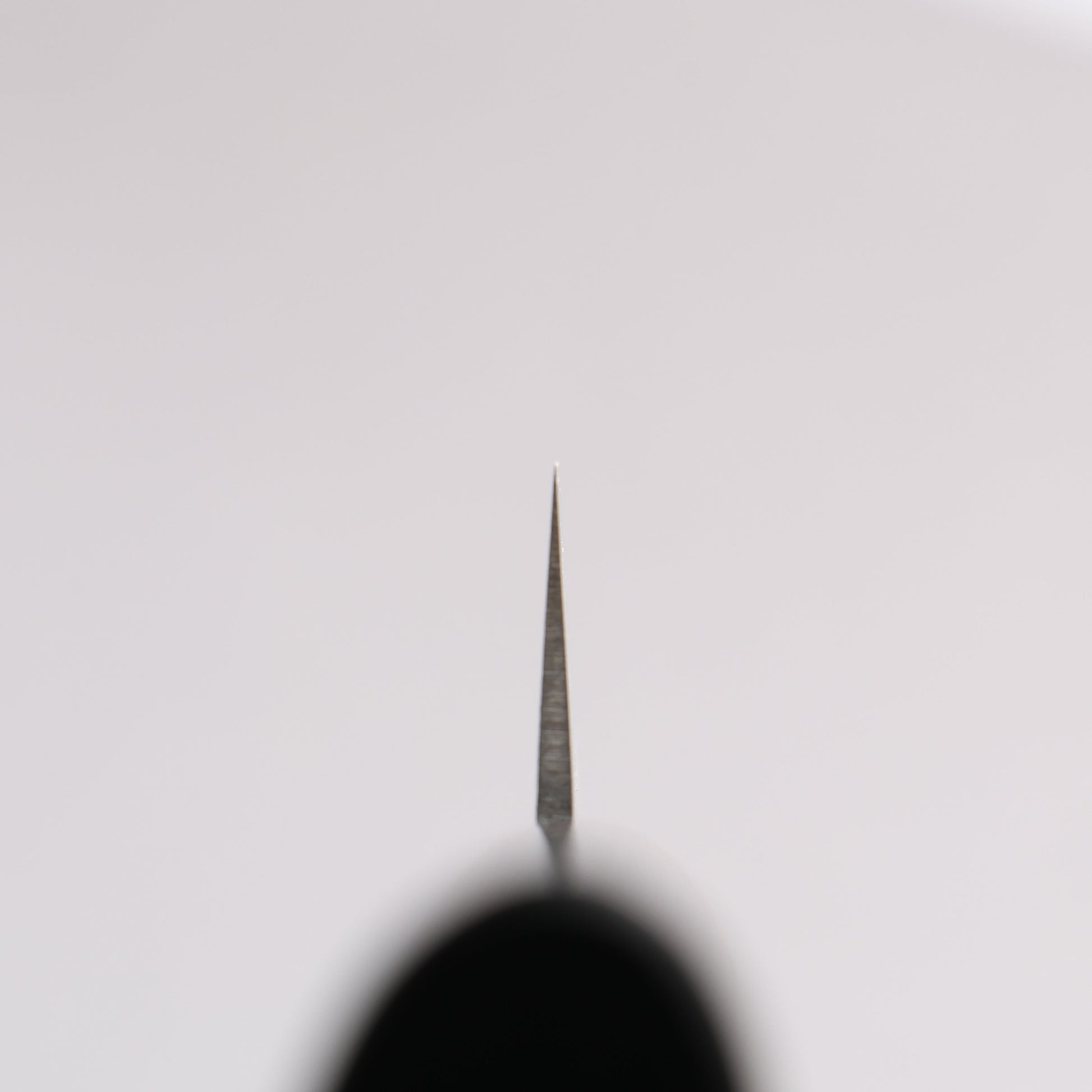 清助 VG10 33層 鎚目 ダマスカス 小三徳包丁 135mm 黒合板柄 - 清助刃物