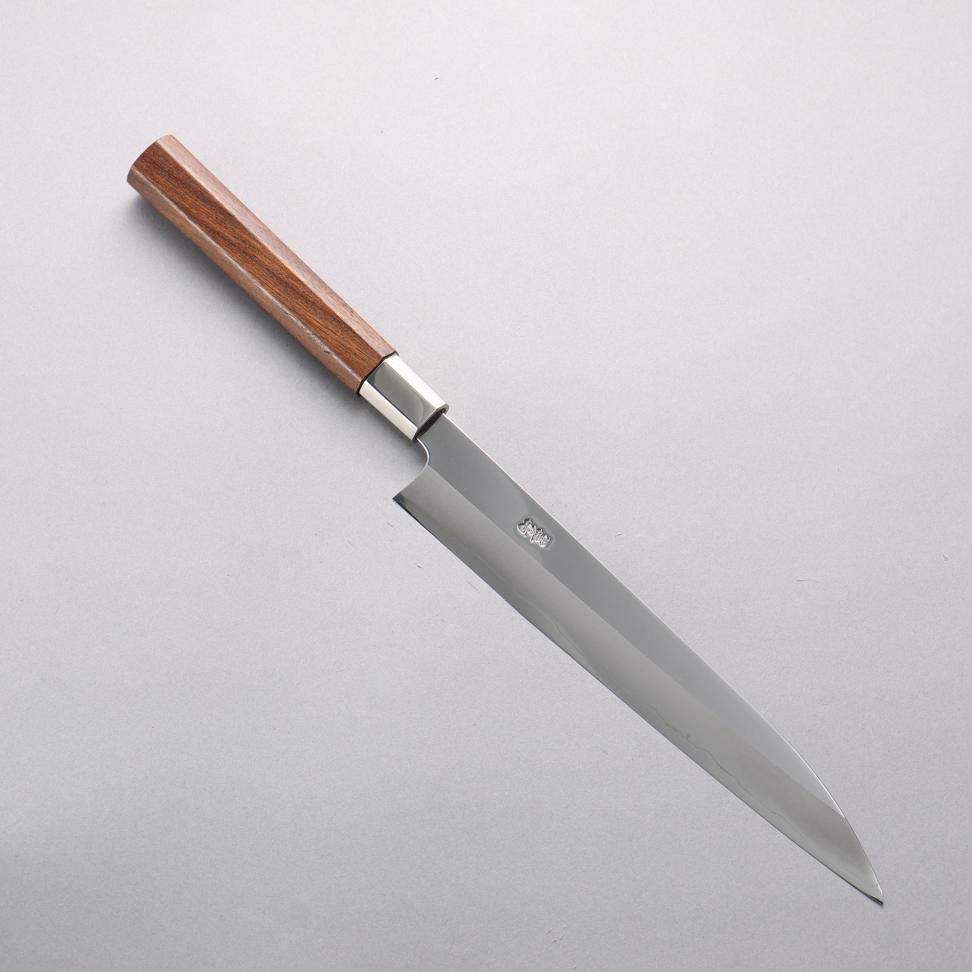 黒鳥 銀三鋼 磨き仕上げ 筋引包丁 225mm ウォルナット柄 - 清助刃物