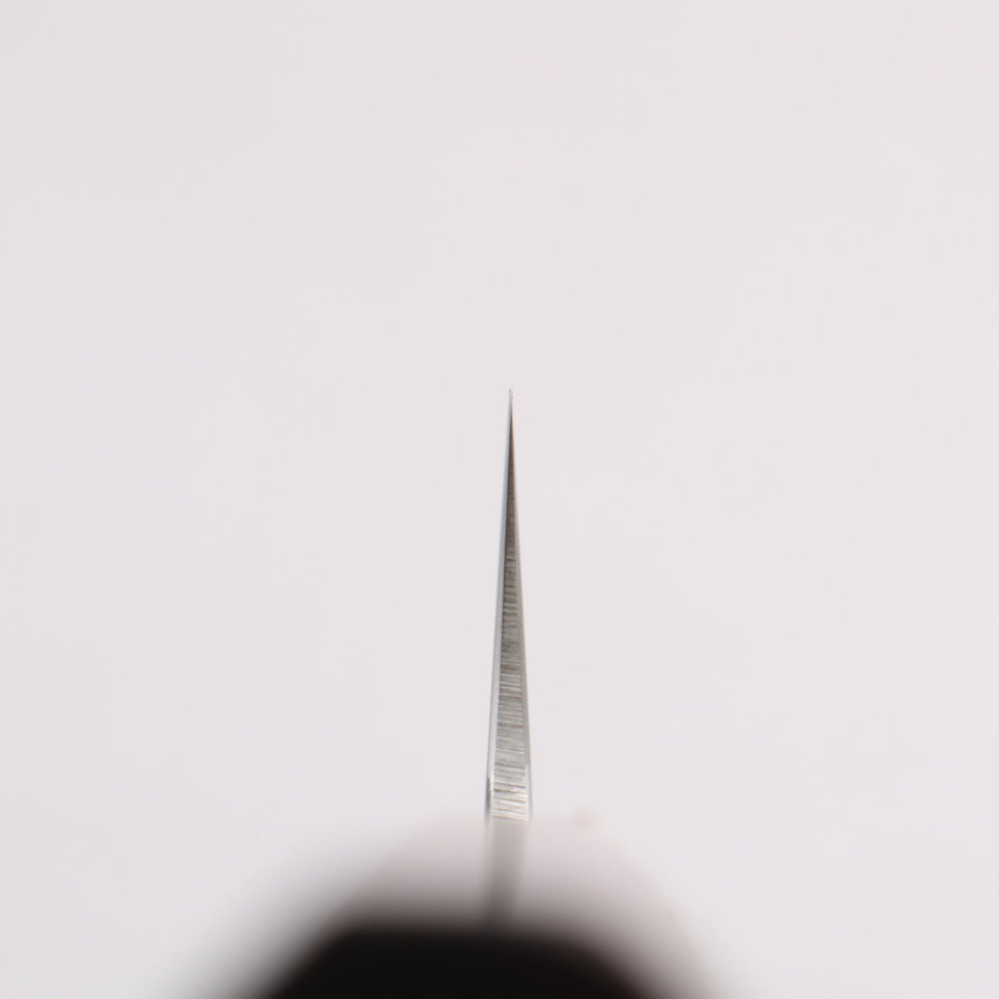 黒鳥 銀三鋼 磨き仕上げ 筋引包丁 225mm ウォルナット柄 - 清助刃物
