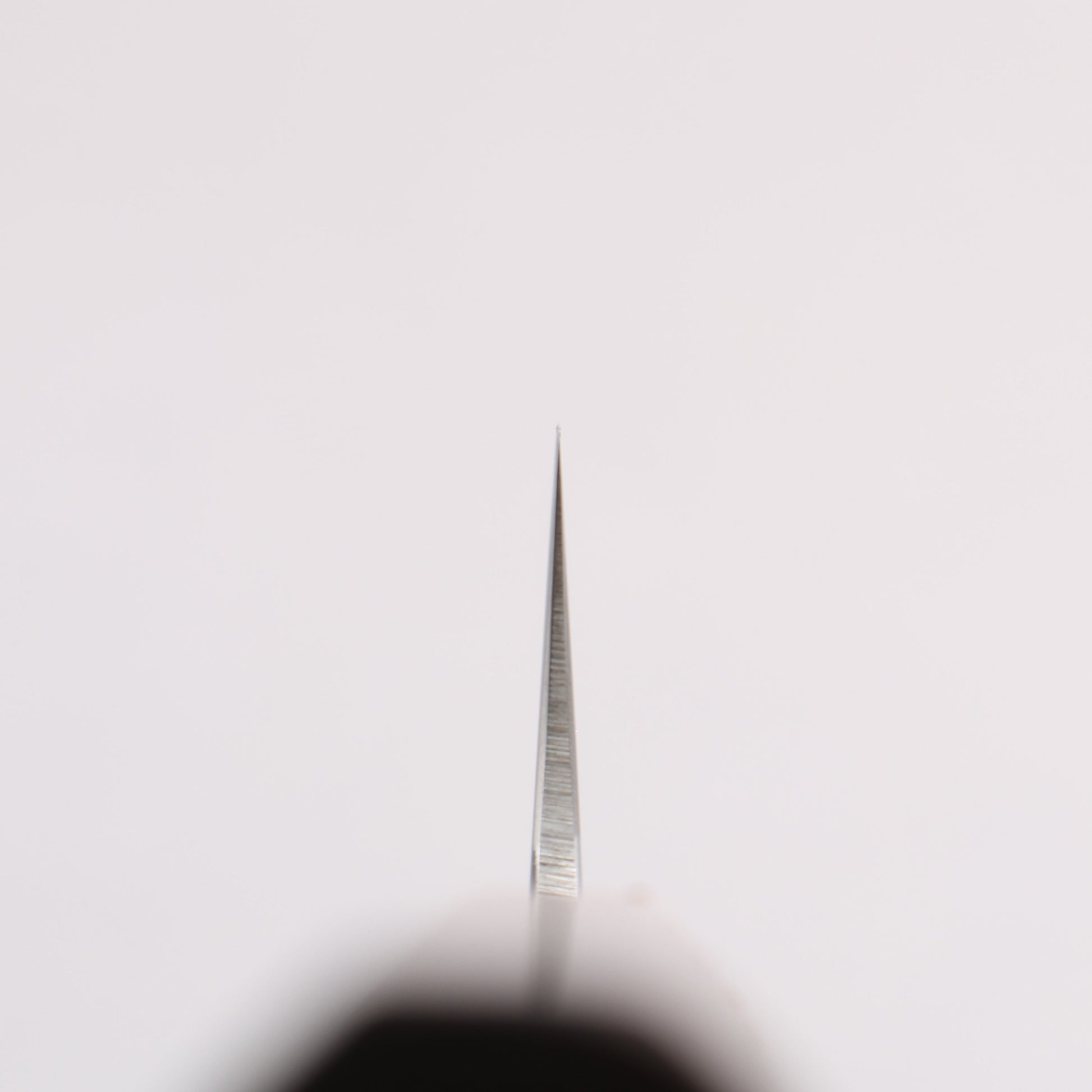 黒鳥 銀三鋼 磨き仕上げ 筋引包丁 225mm ウォルナット柄 - 清助刃物