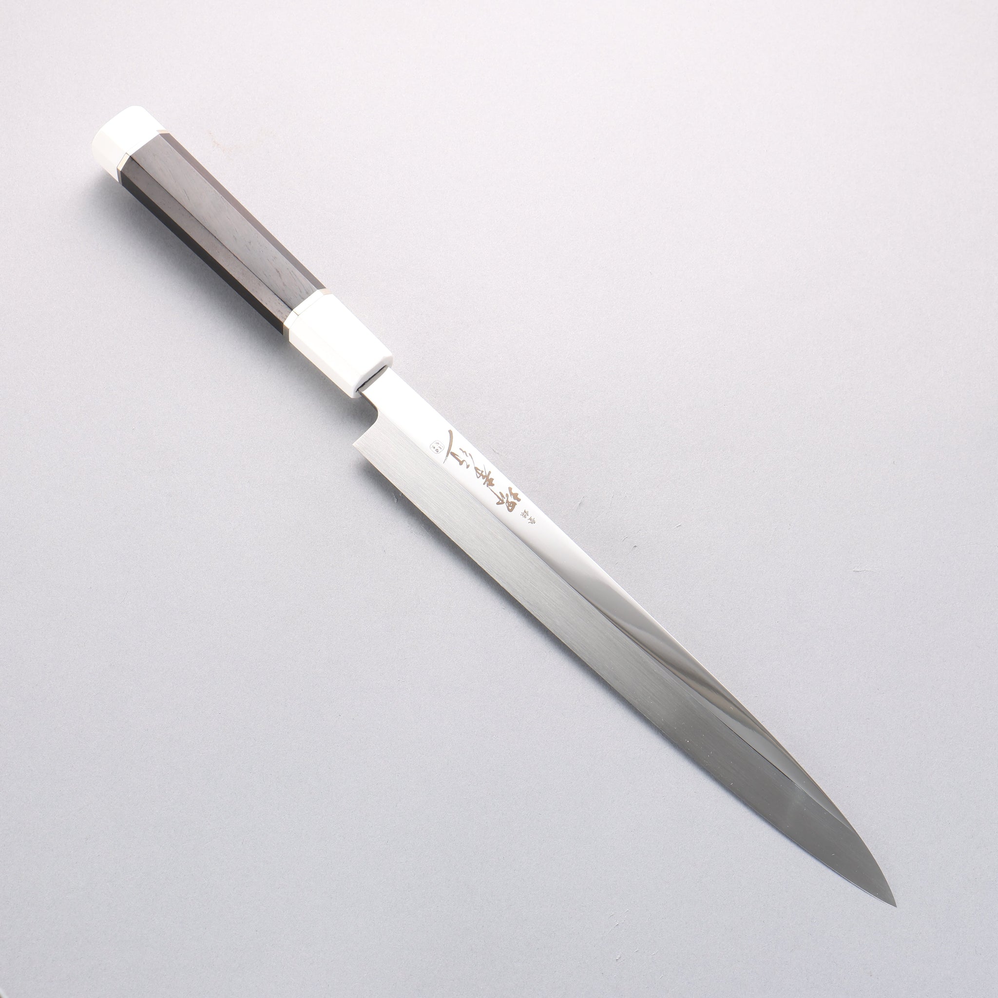 堺 孝行 銀龍 本焼 スウェーデン鋼 鏡面仕上げ 柳刃包丁 270mm 黒檀柄 鞘付き - 清助刃物