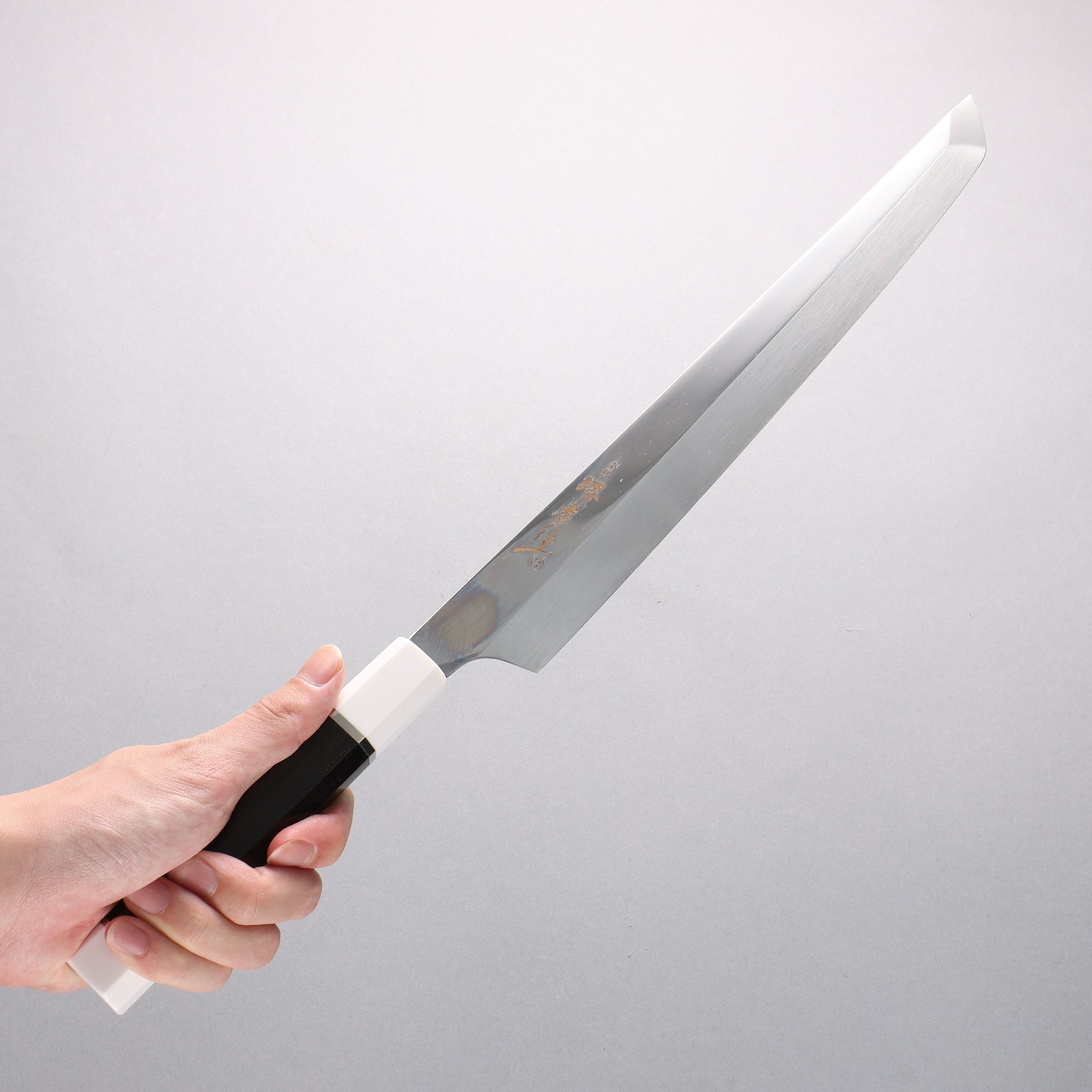 堺 孝行 銀龍 本焼 スウェーデン鋼 鏡面仕上げ 先丸柳刃包丁 300mm 黒檀柄 鞘付き - 清助刃物