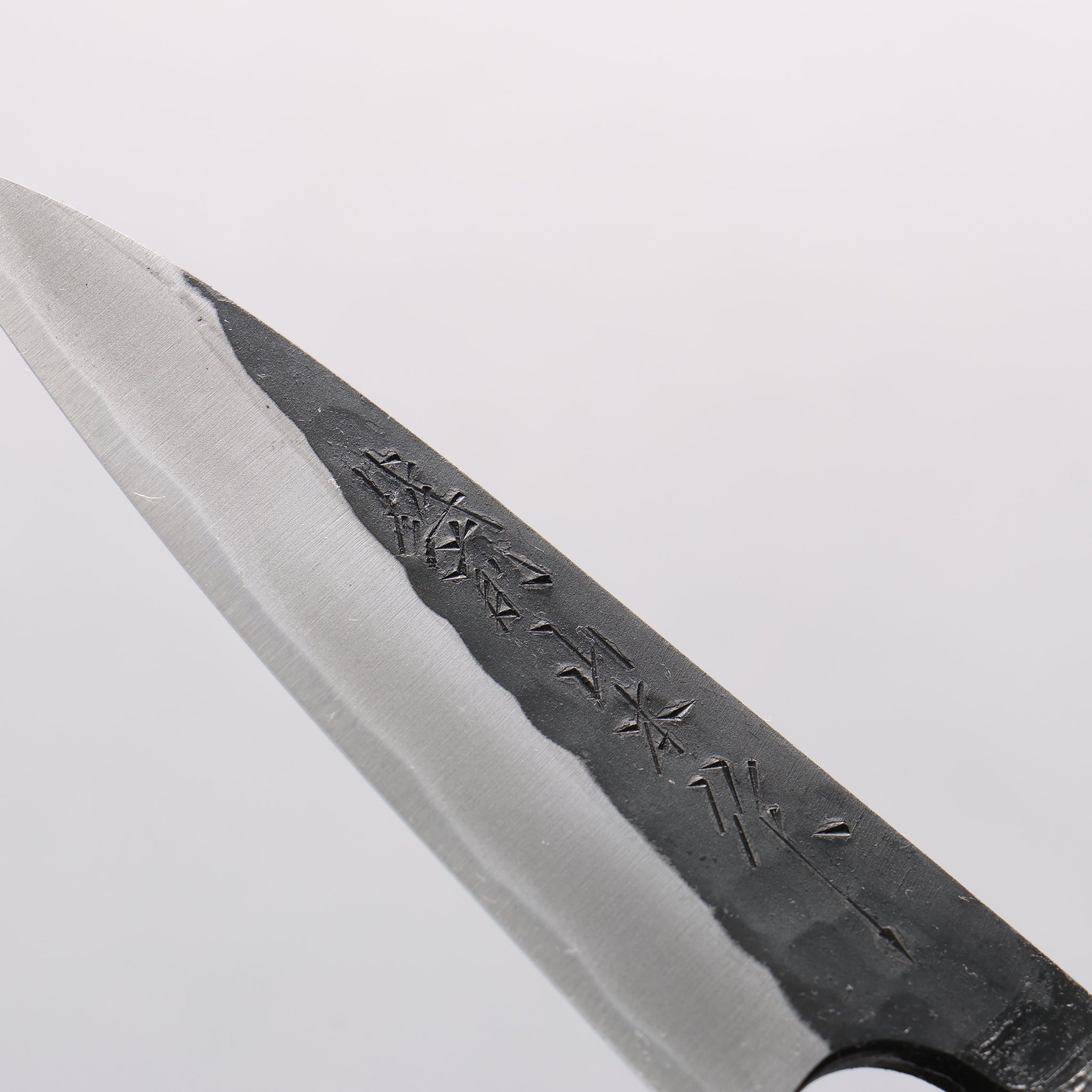 山本 直 安来青紙鋼 黒打 鎚目 パーリングナイフ 90mm ウォルナット柄 - 清助刃物