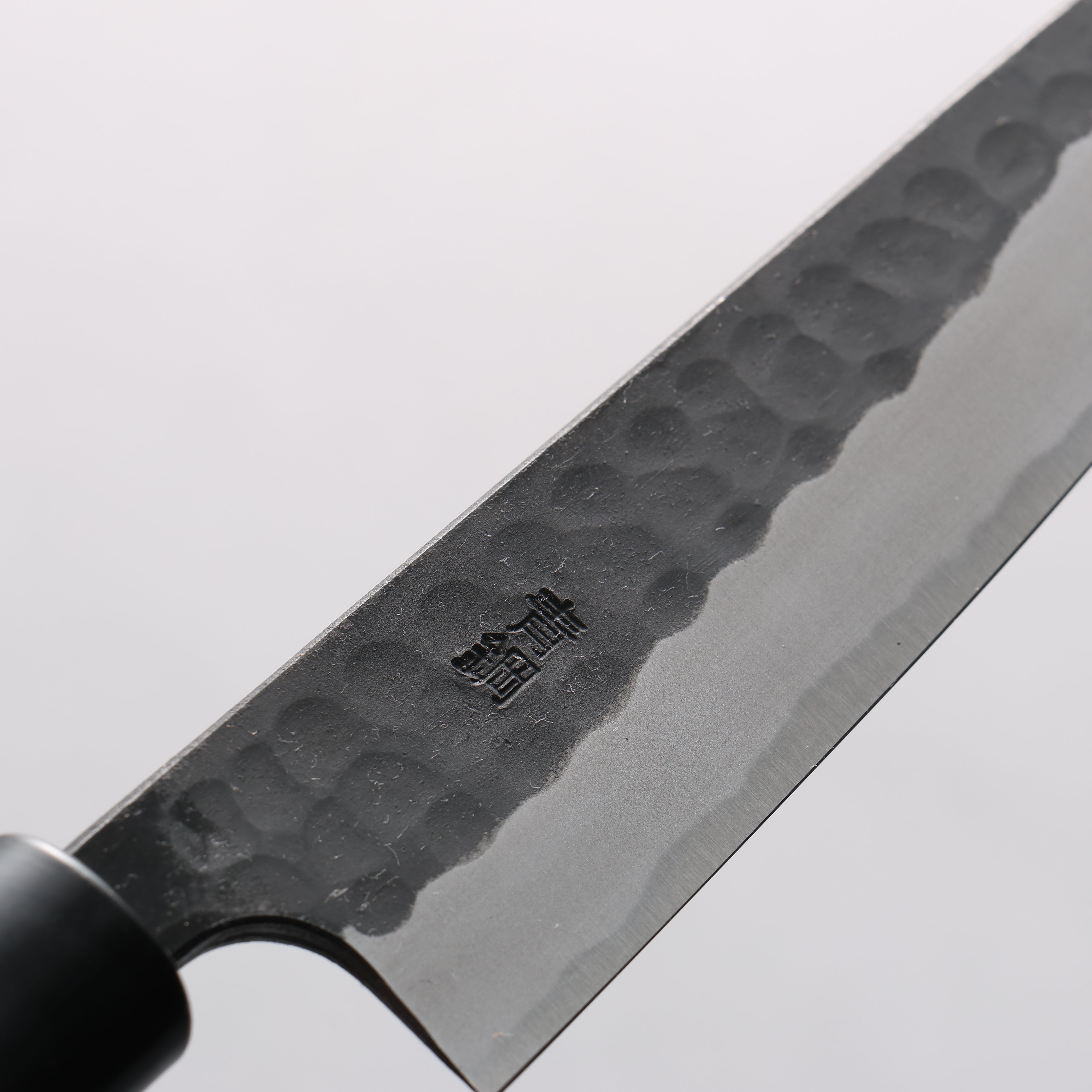 山本 直 安来青紙鋼 黒打 鎚目 ペティーナイフ 150mm ウォルナット柄 - 清助刃物