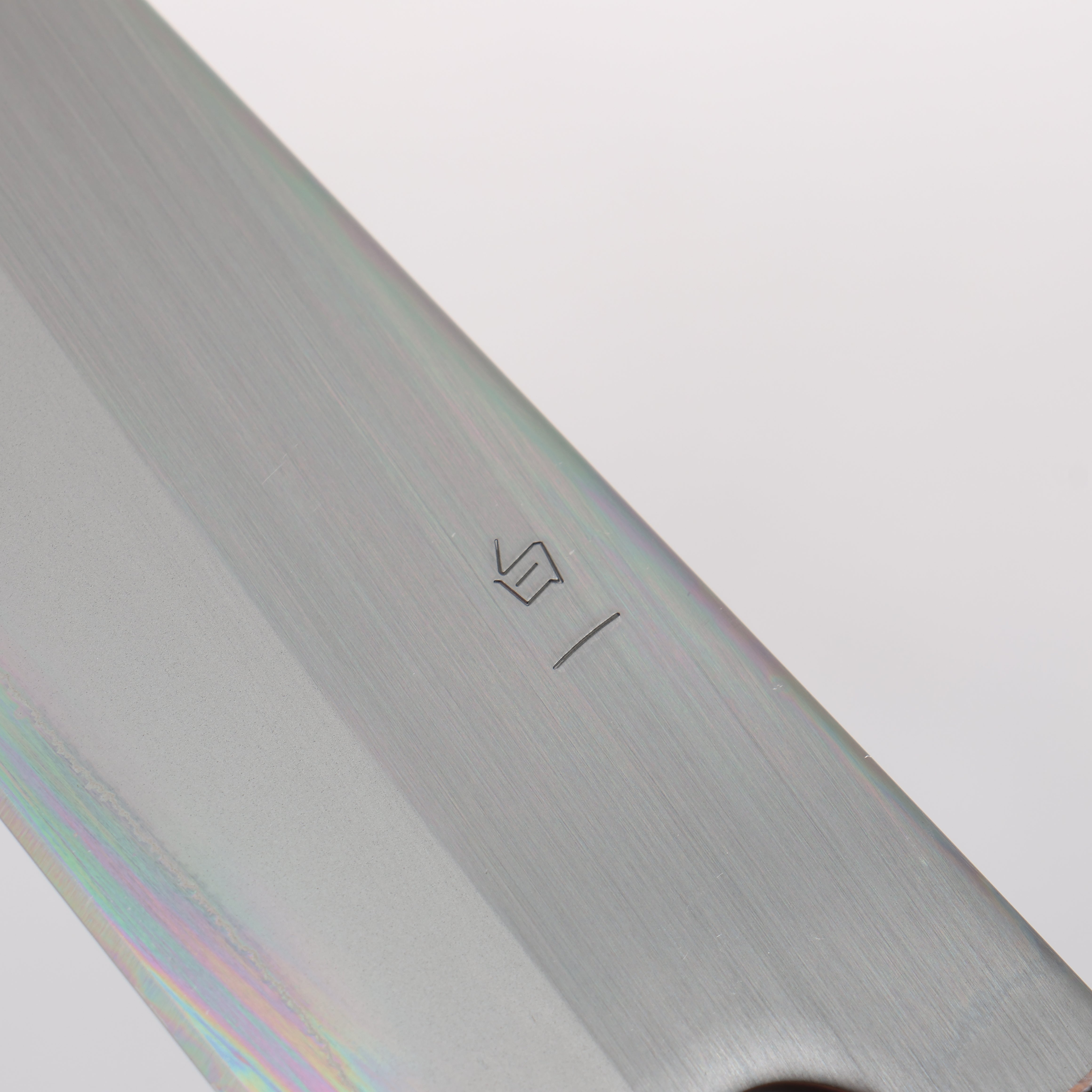 翁流 白一鋼 牛刀包丁 180mm 樫 （煤黒）柄 - 清助刃物