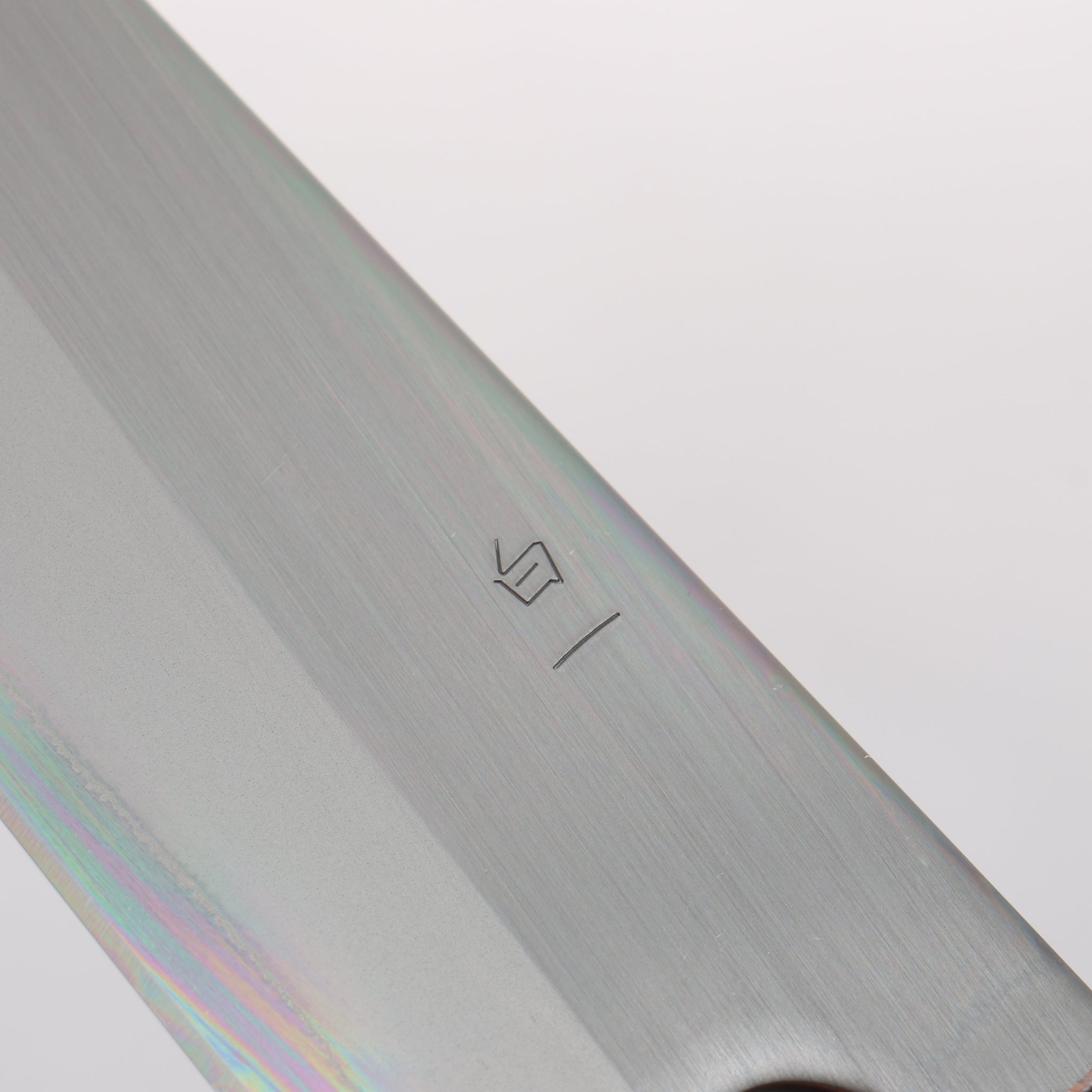 翁流 白一鋼 牛刀包丁 180mm 樫 （煤黒）柄 - 清助刃物