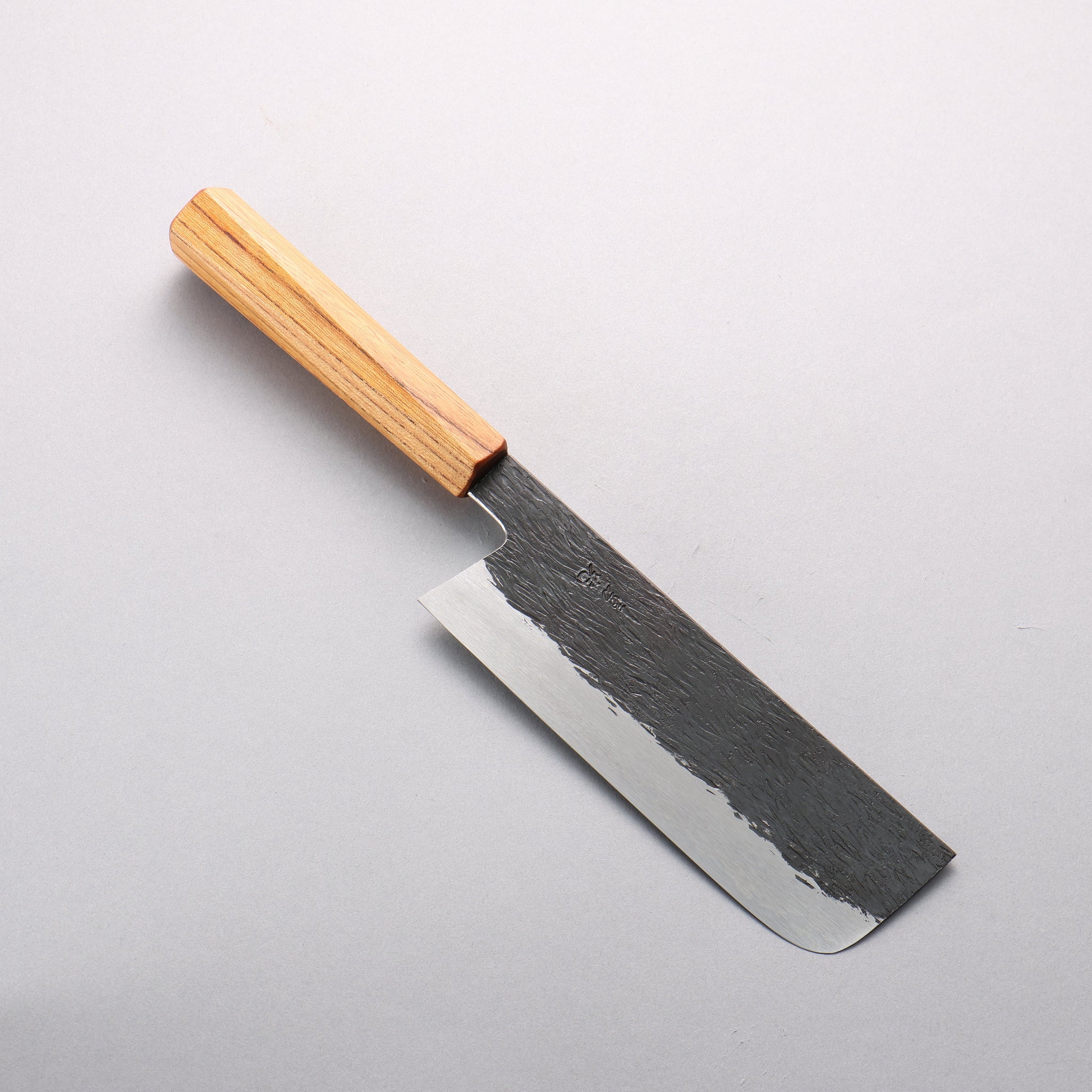 安倍勇光 白一鋼 鎚目 菜切包丁 165mm ケヤキ (五角形)柄 - 清助刃物