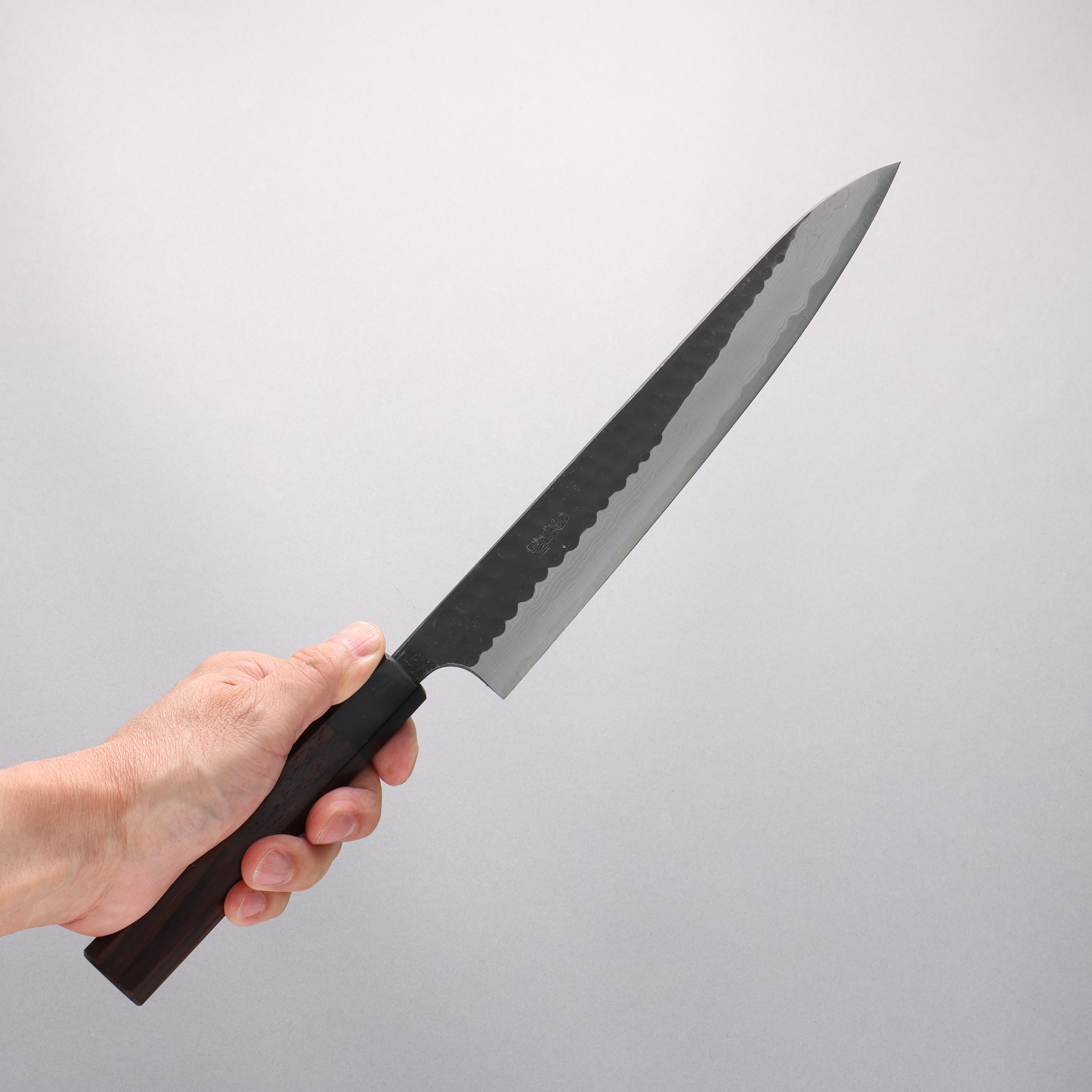 山本 直 青スーパー鋼 黒打 鎚目 ダマスカス 柳刃包丁 240mm 紫檀柄 - 清助刃物