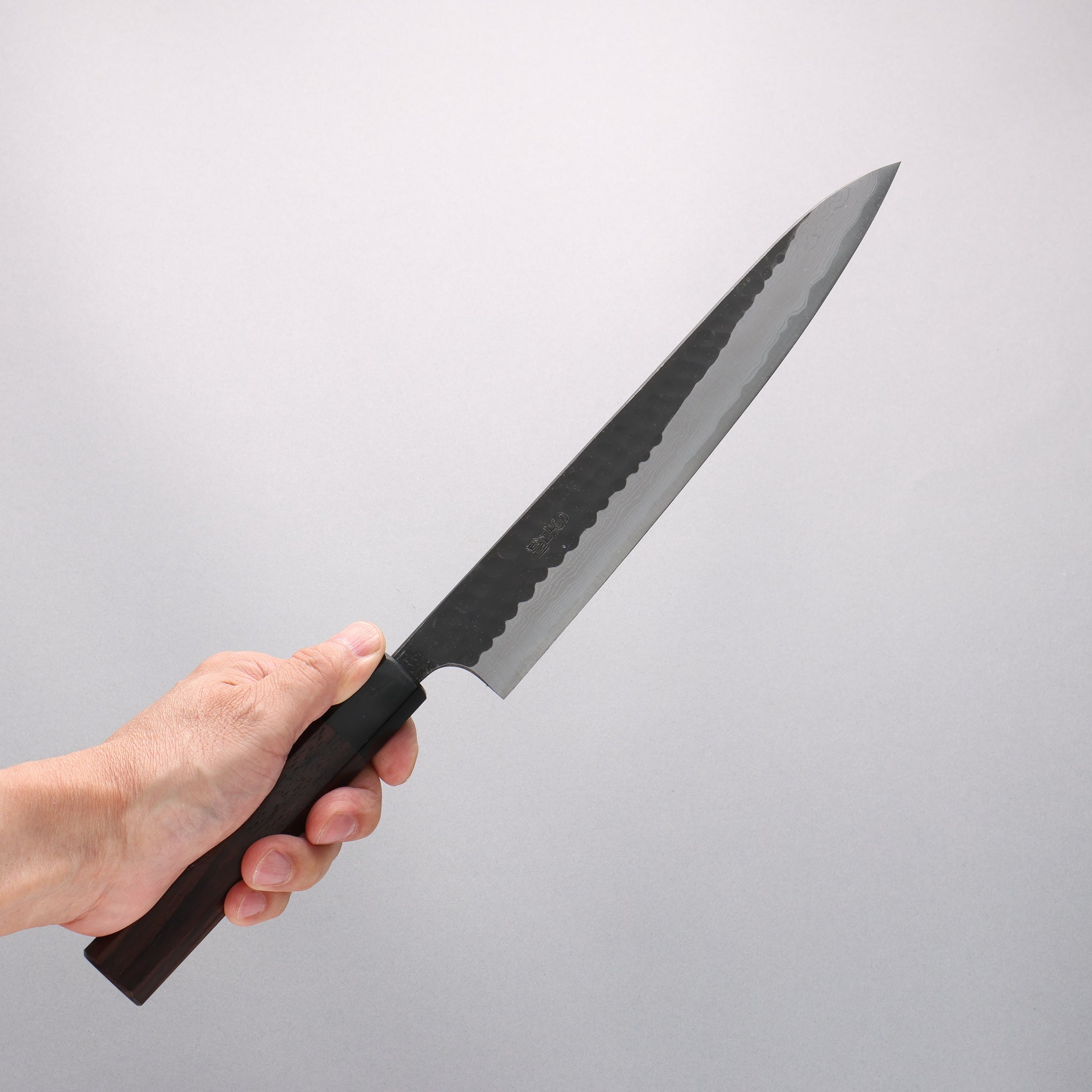 山本 直 青スーパー鋼 黒打 鎚目 ダマスカス 柳刃包丁 240mm 紫檀柄 - 清助刃物