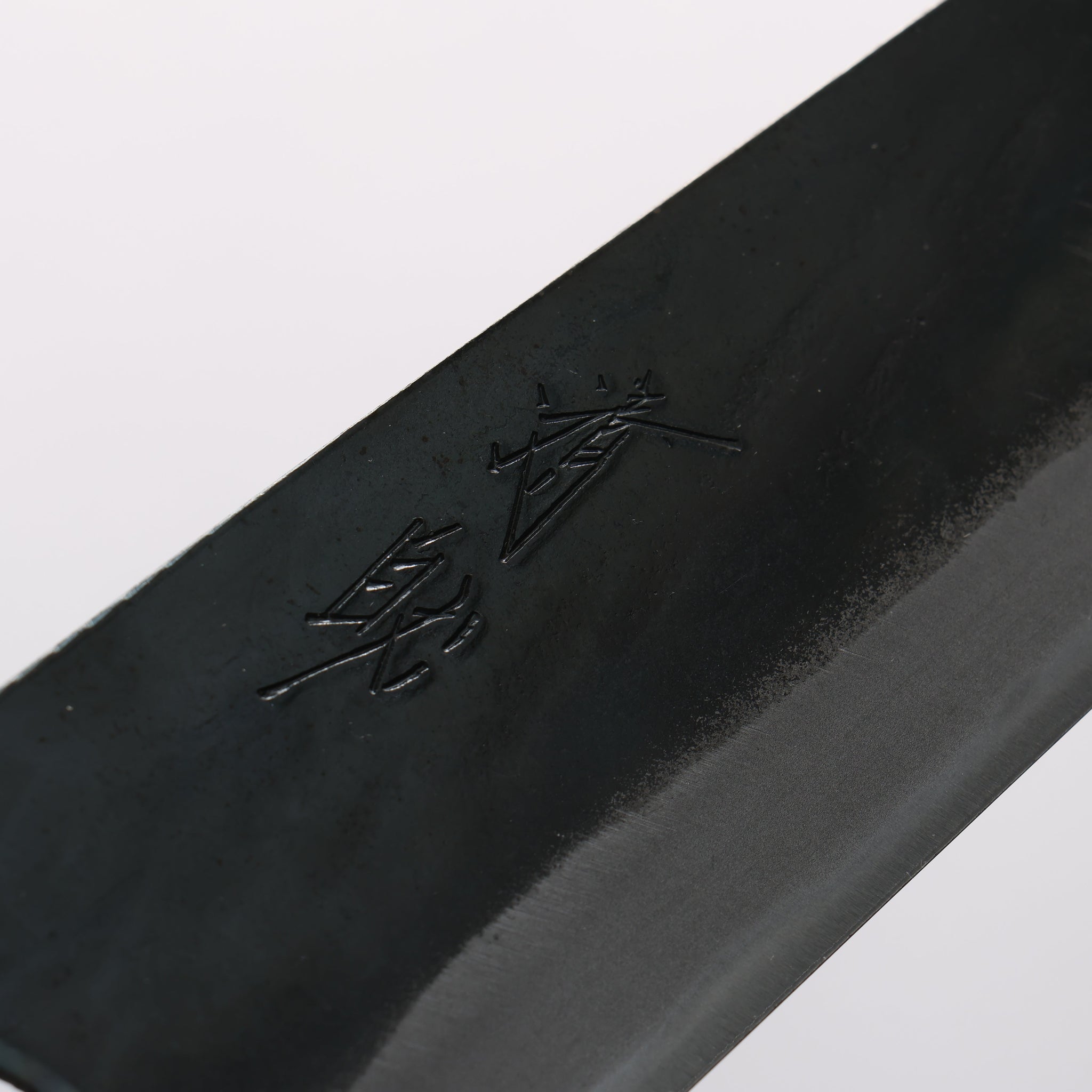 清助 青一鋼 黒仕上げ 三徳包丁 165mm 焼栗 （口輪：サクラ）柄 - 清助刃物