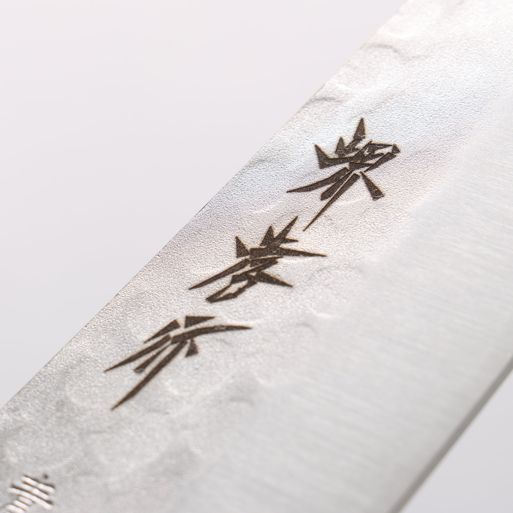 堺 孝行 青紙 鎚目 3層 三徳包丁 165mm - 清助刃物