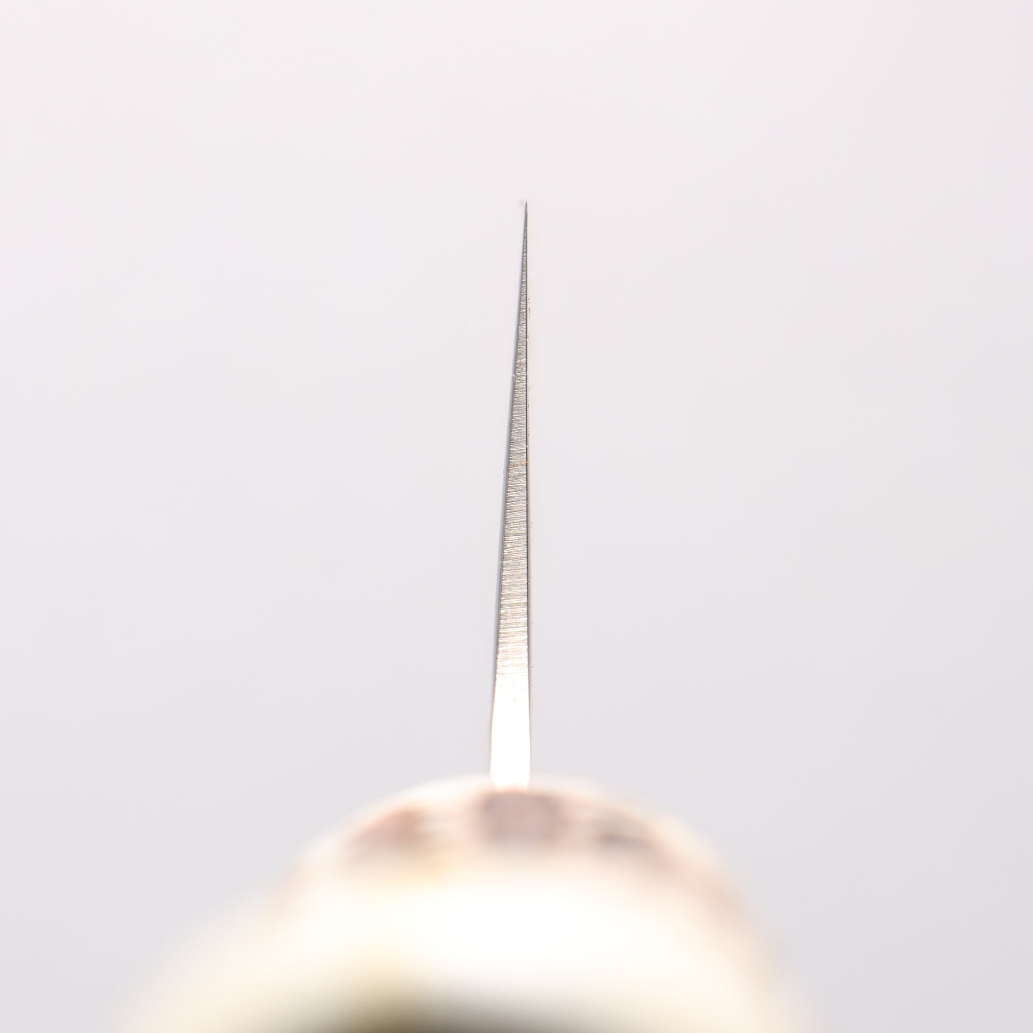 堺 孝行 V金10号 33層ダマスカス 剣型三徳包丁 160mm 牛骨柄 鞘付き - 清助刃物