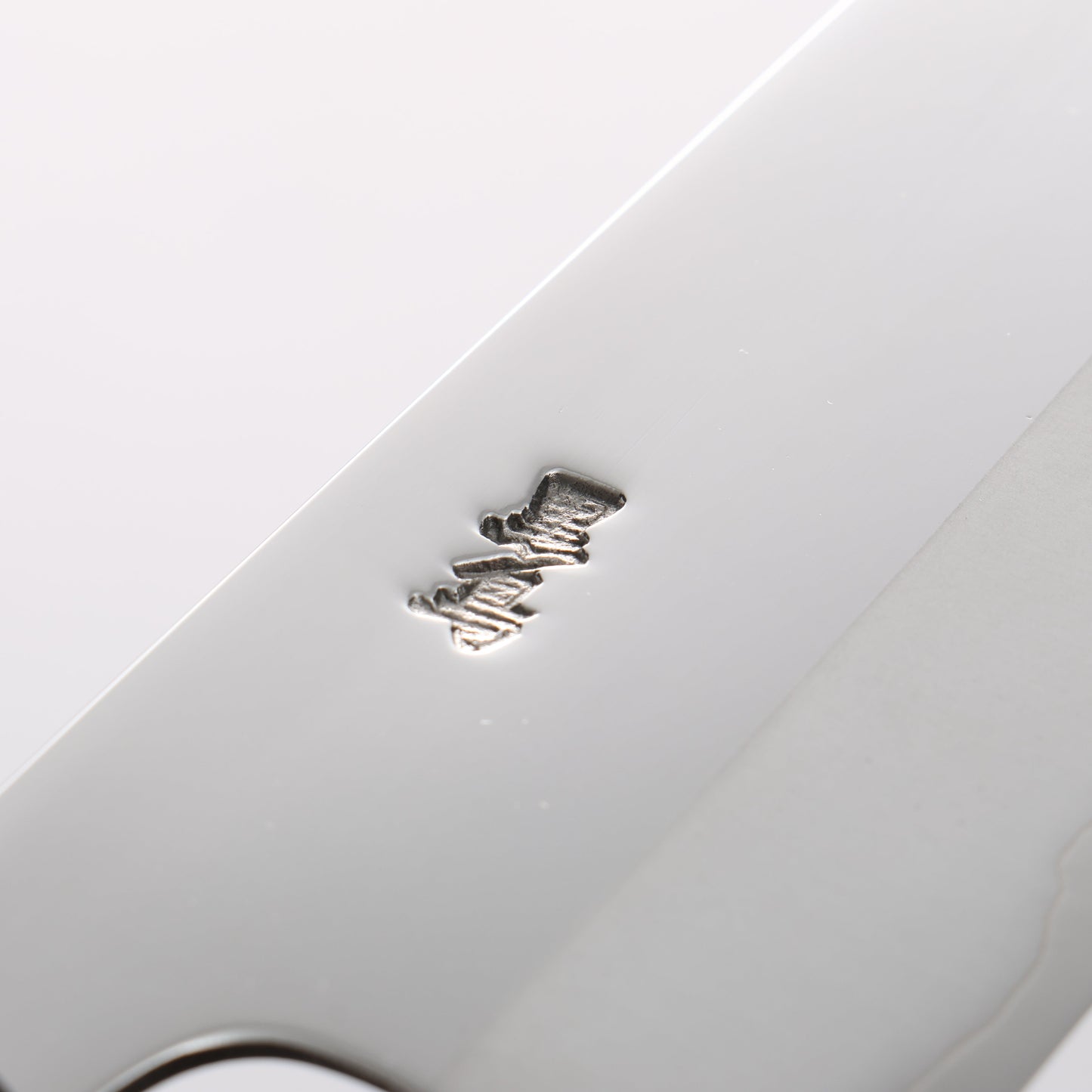 黒鳥 銀三鋼 磨き仕上げ 舟行包丁 180mm ウォルナット柄 - 清助刃物