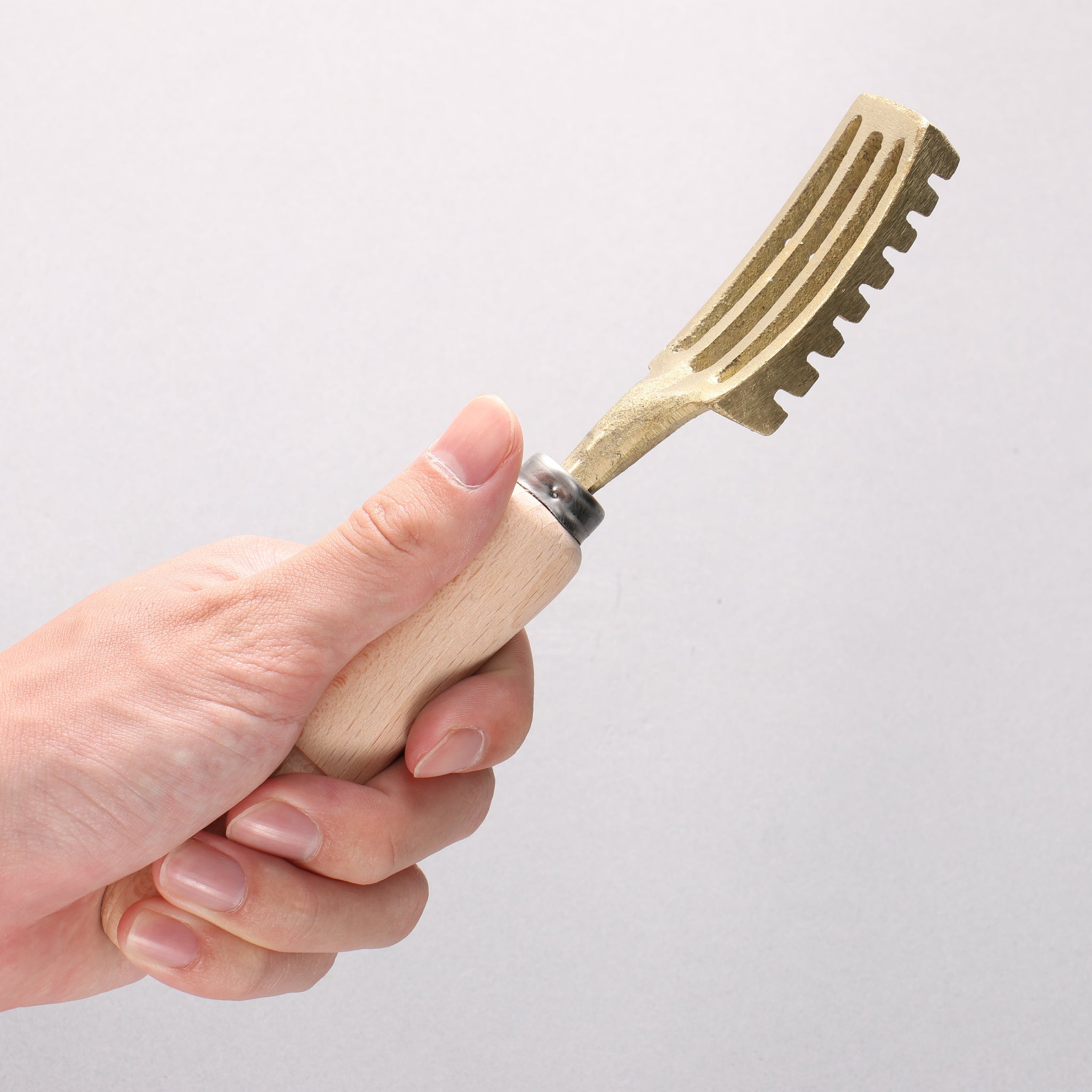 堺 孝行 真鍮 ウロコ取り 210mm - 清助刃物