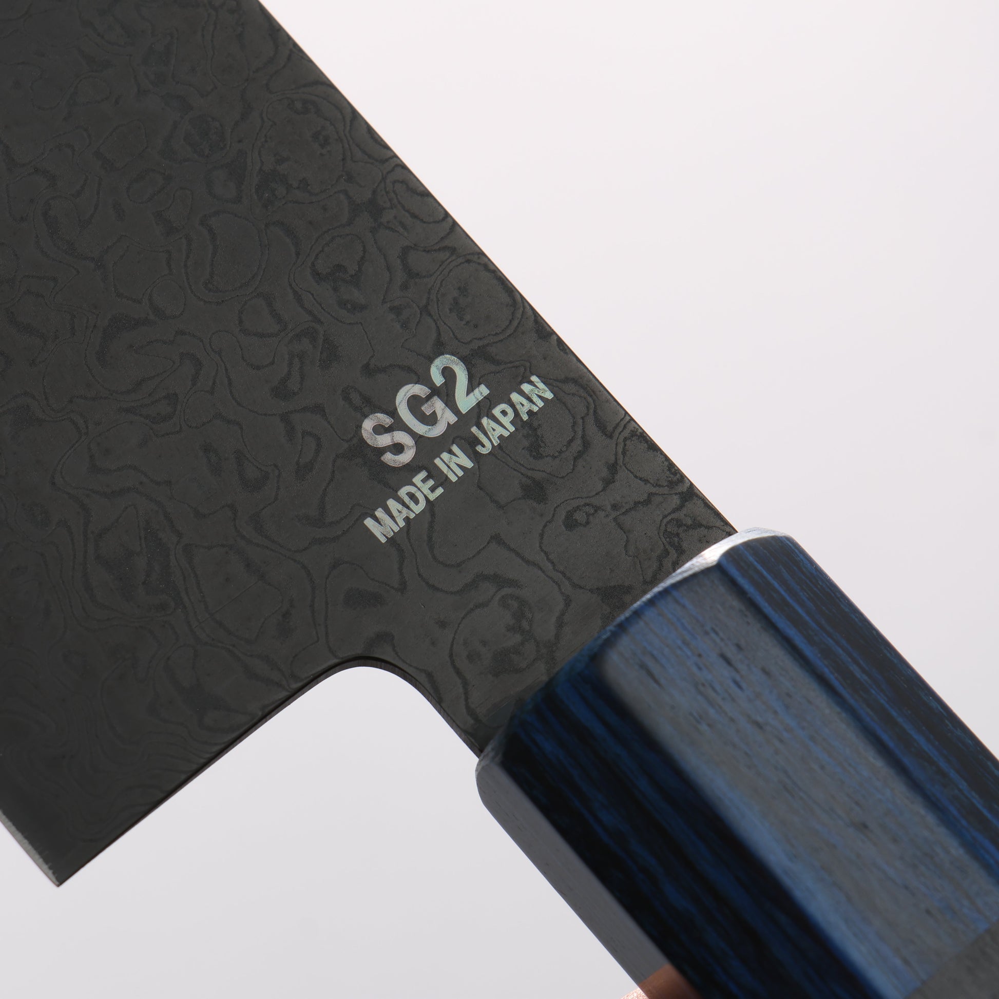 樋口 SG2 黒ダマスカス 切付三徳包丁 180mm 黒合板柄 - 清助刃物