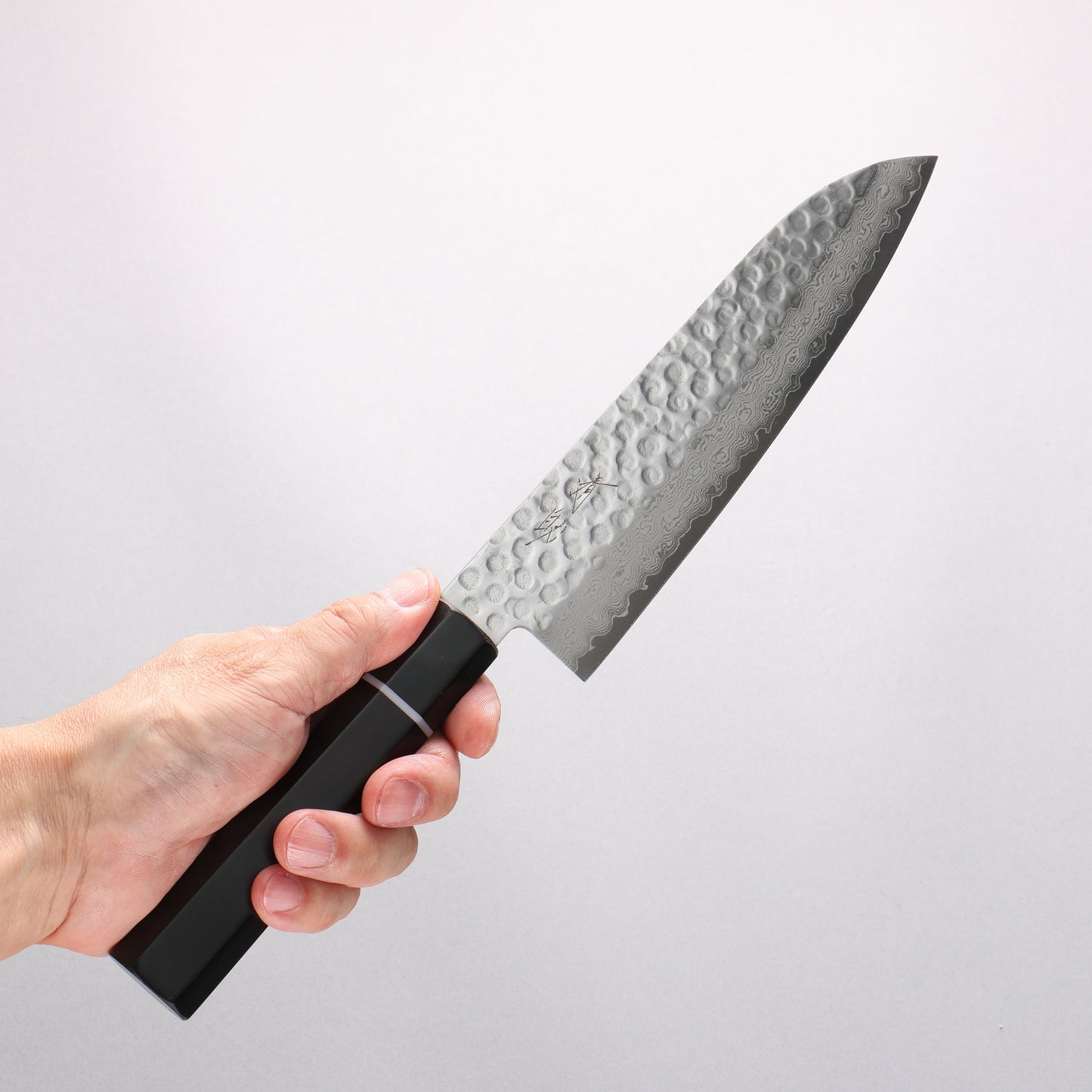 清助 V金10号 鎚目 ダマスカス 三徳包丁 180mm 黒合板柄 - 清助刃物