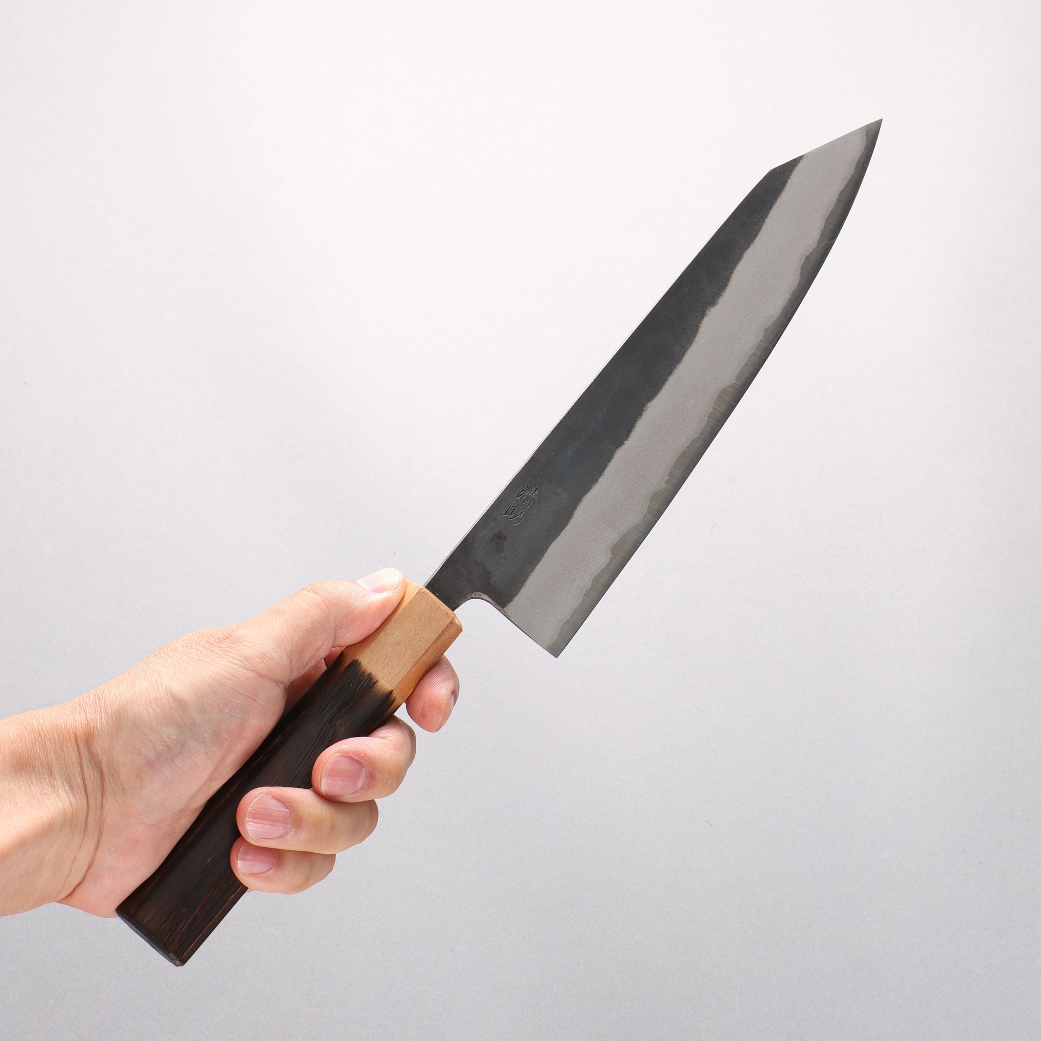 清助 青ニ鋼 黒仕上げ 切付牛刀包丁 210mm 焼栗 （口輪：サクラ）柄 - 清助刃物