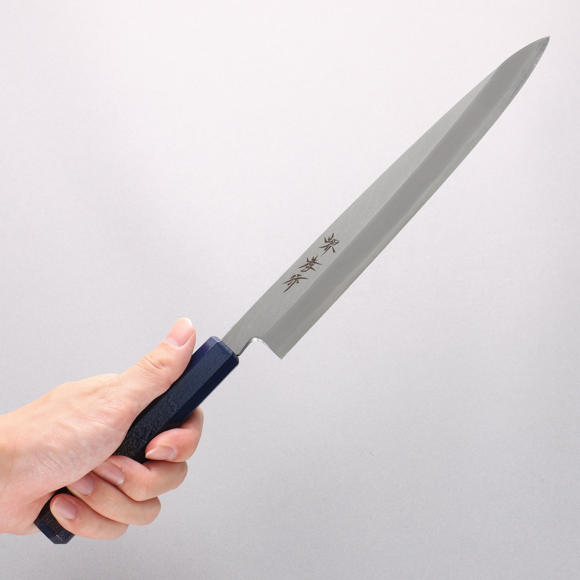 堺 孝行 なないろ INOX モリブデン鋼 柳刃包丁 240mm ABS樹脂(群青パール)柄 - 清助刃物