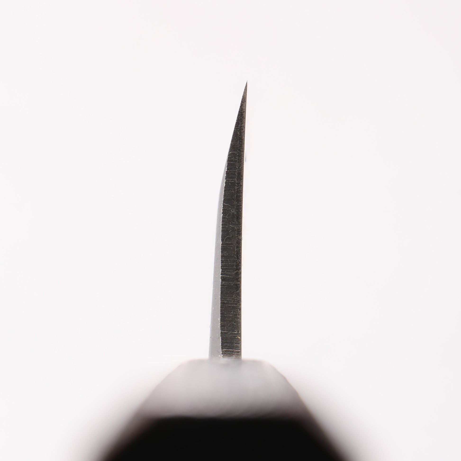 北岡 英雄 白ニ鋼 ダマスカス 身卸出刃 和包丁 195mm 樫木黒銀漆塗り柄 - 清助刃物